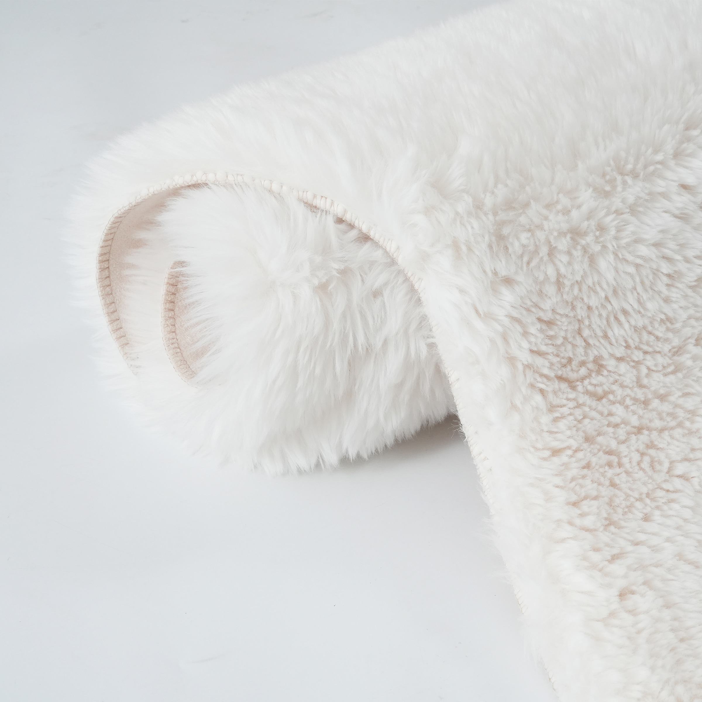 GOODproduct Tapis à poils longs »Mollin, Fellform, leichter Glanz« Rectangulaire 30 mm Höhe fausse fourrure, imitation fourrure, lavable, duveteux, doux, salon
