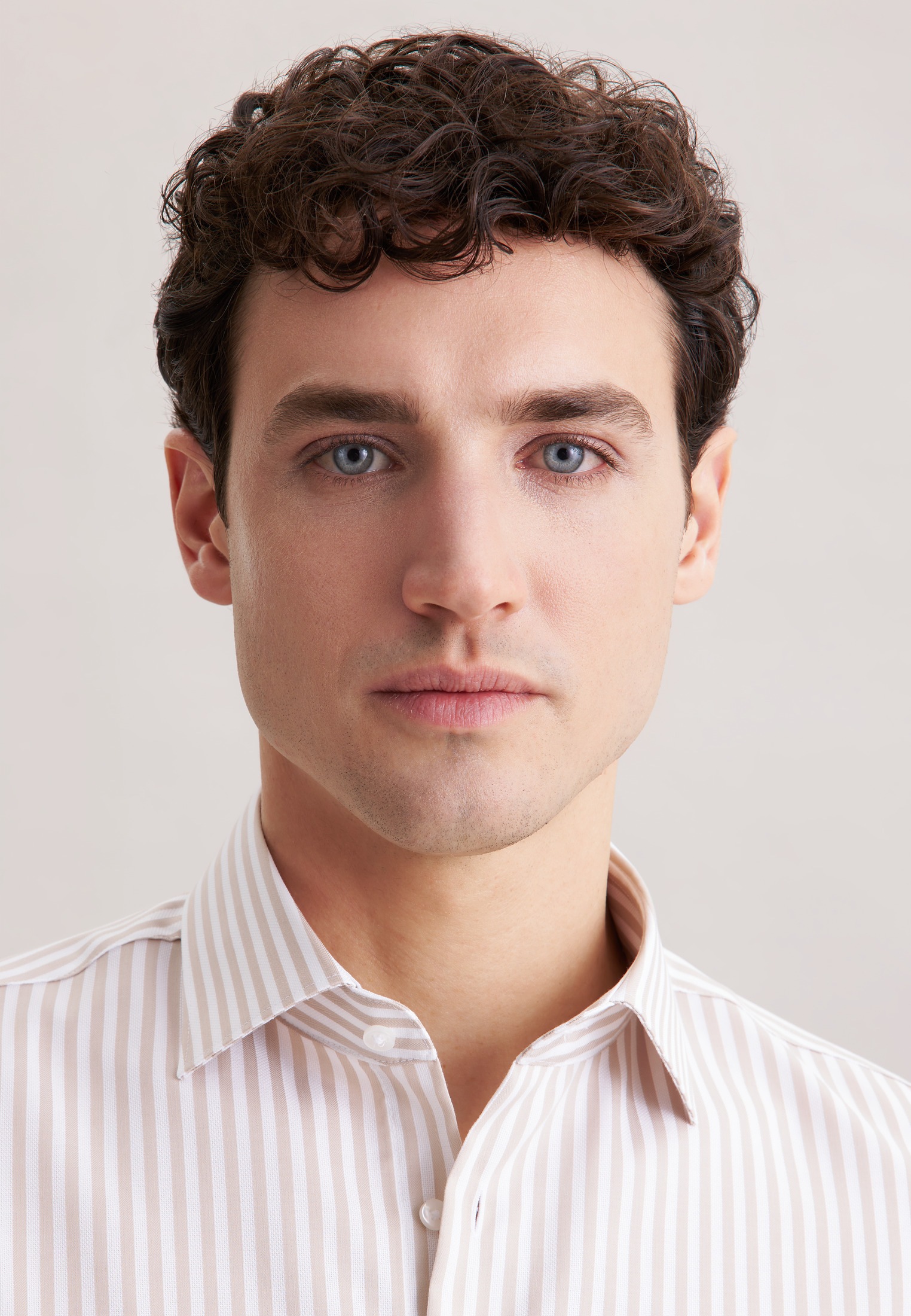 seidensticker Businesshemd »Shaped« Shaped 1/2 Kentkragen Streifen