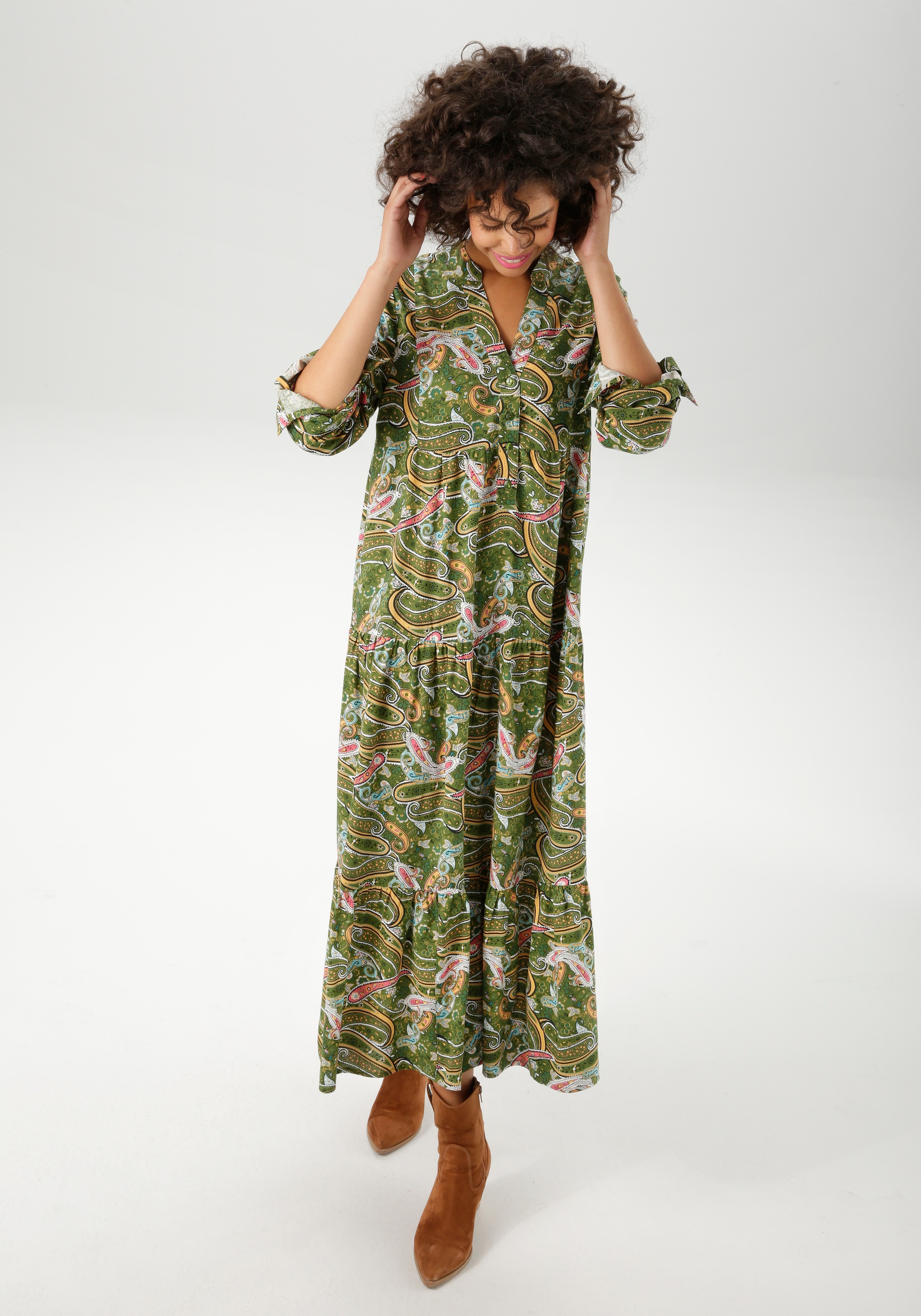 Aniston CASUAL Maxikleid mit farbenfrohen Paisley-Muster bedruckt