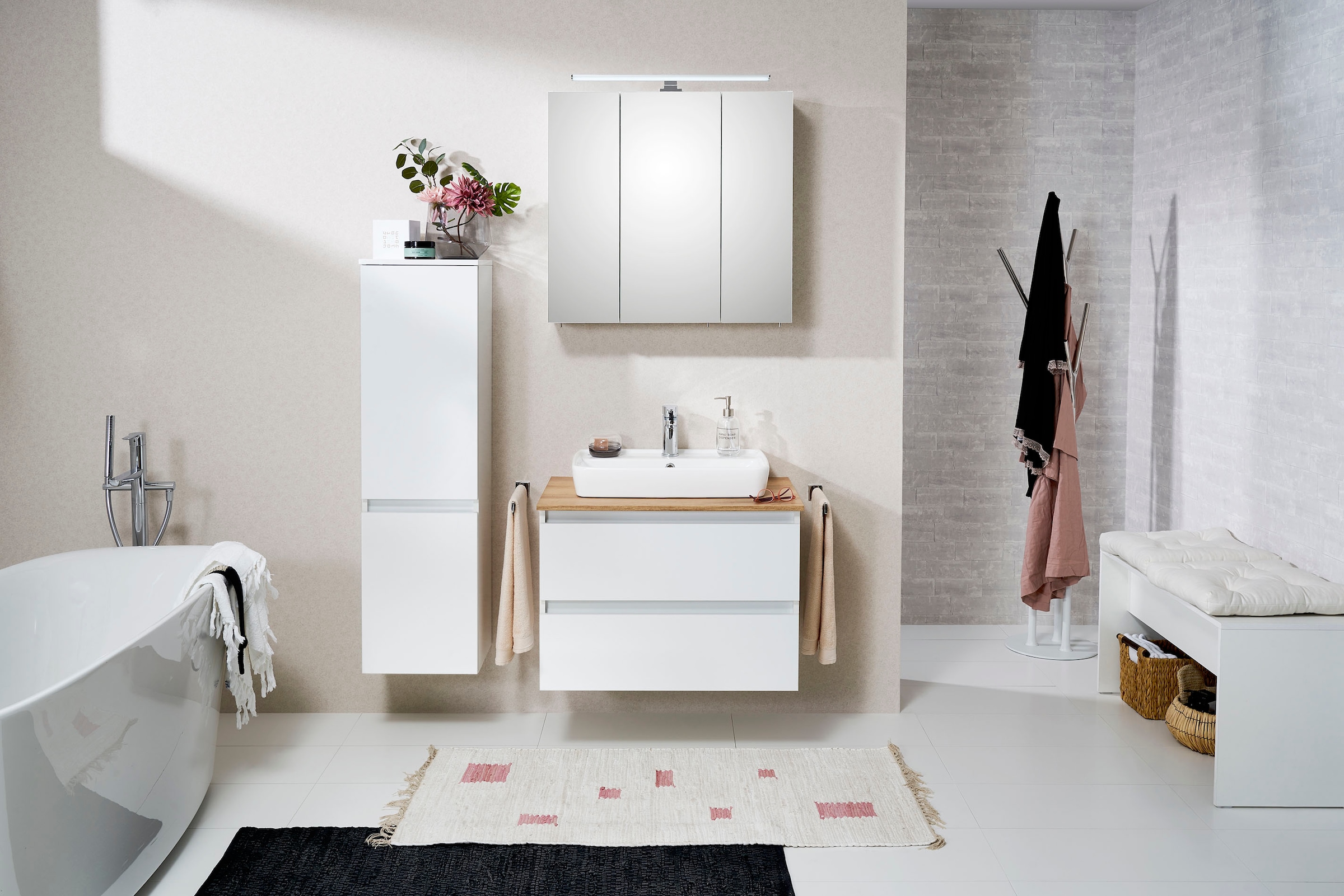 Saphir Ensemble de meubles de salle de bain »Quickset 360 3-teilig, Keramik-Aufsatzbecken mit LED-Spiegelschrank« 5 cuis tlg.