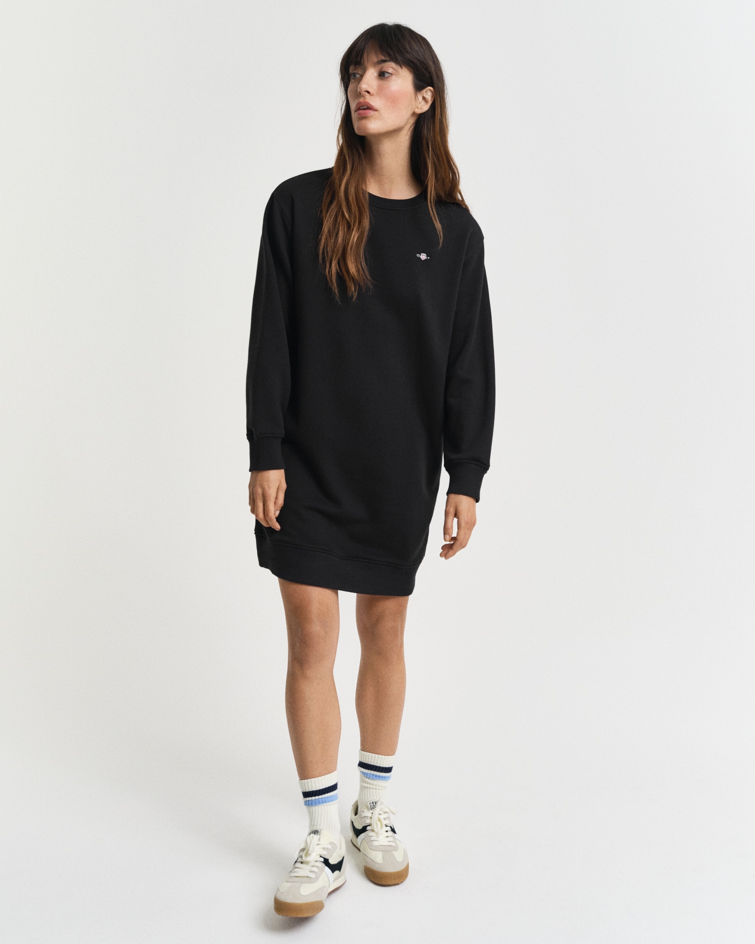 Gant Sweatkleid »SHIELD C-NECK SWEAT DRESS« Shield Sweatkleid mit Rundhalsausschnitt