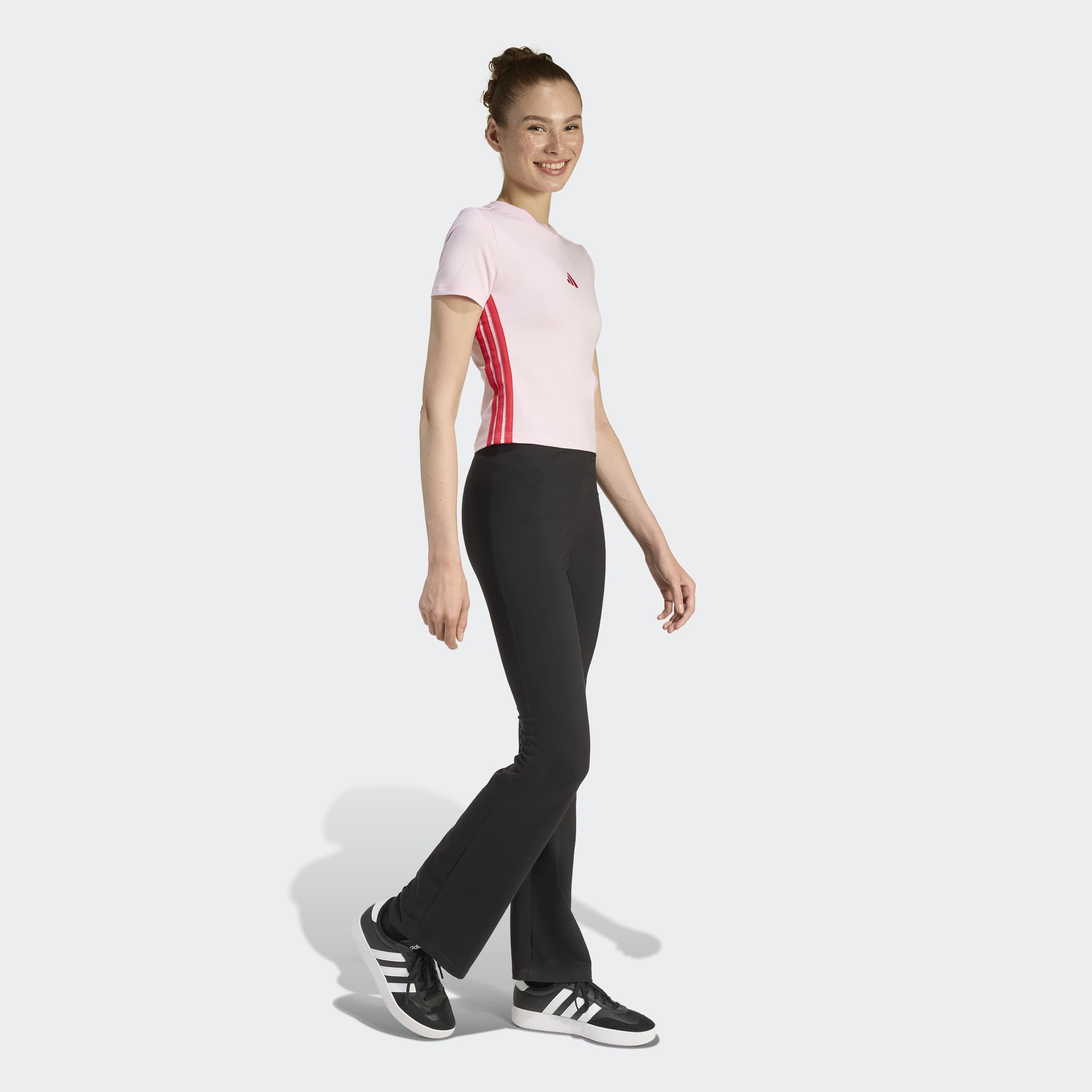 adidas Sportswear T-shirt »ESSENTIALS 3-STREIFEN SLIM BABY« schmale Passform, Rundhalsausschnitt, mit Elasthan-Anteil