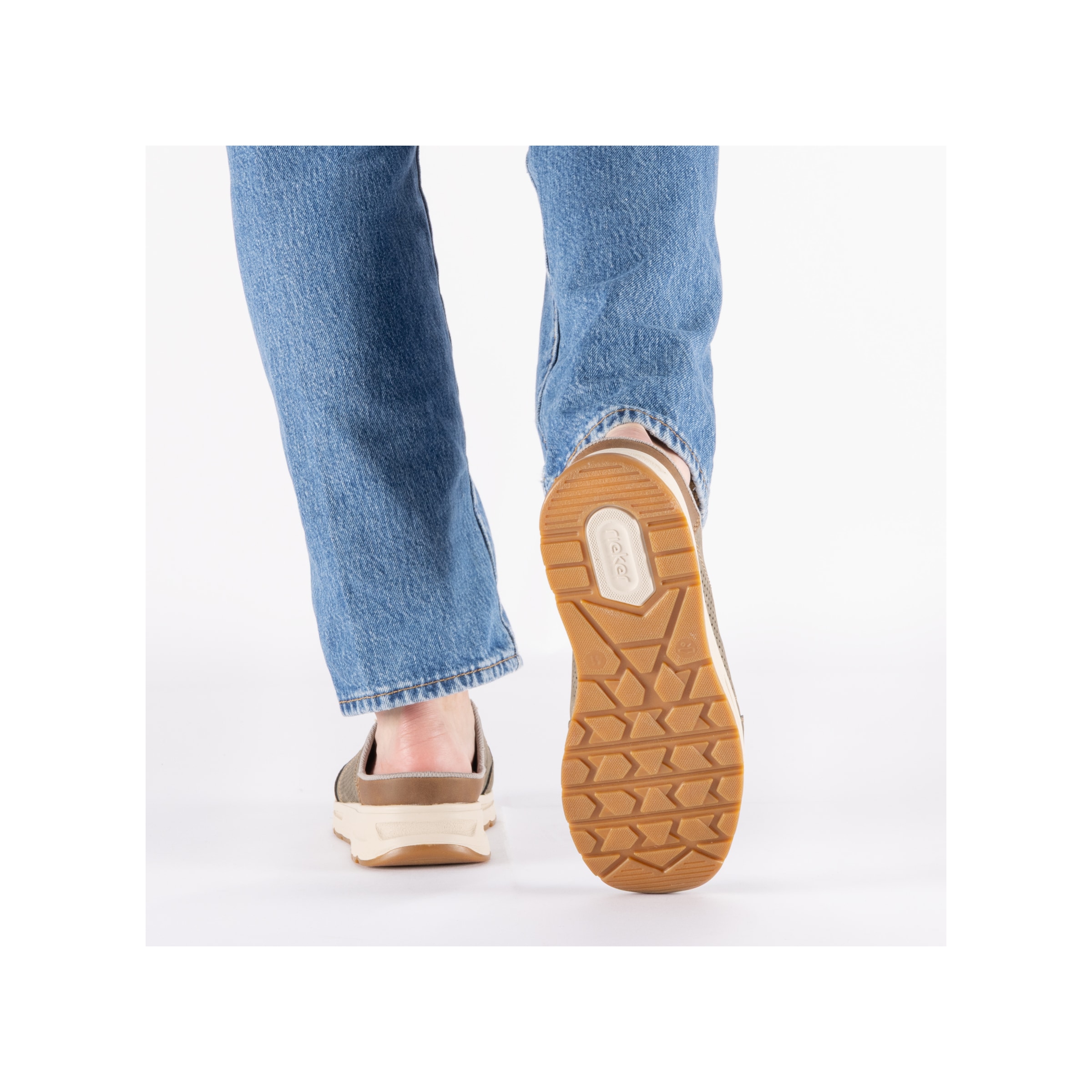 Rieker Sabot  chaussure d'été, chausson avec inserts stretch latéraux