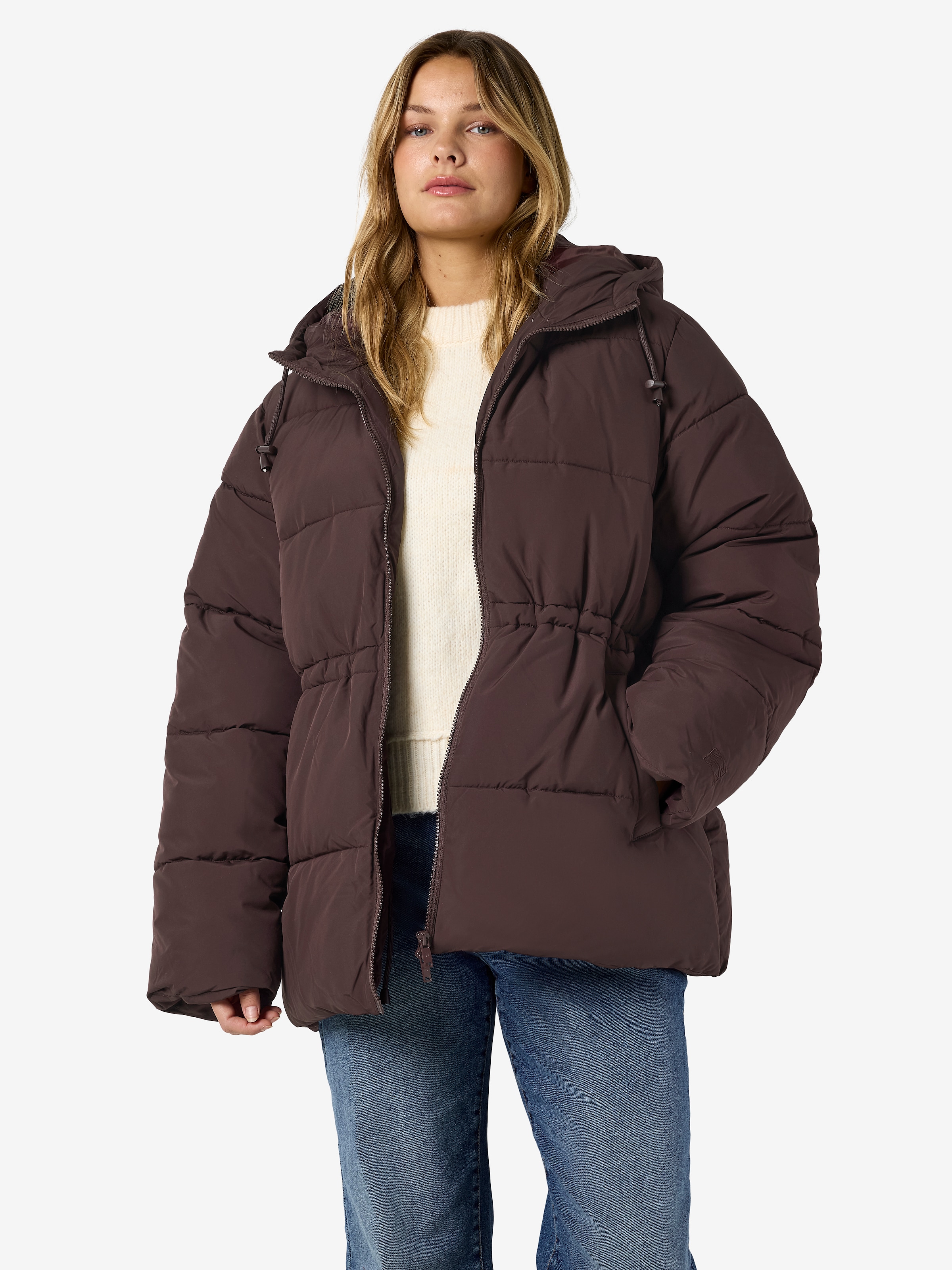 Noisy may Veste matelassée »NMROSY WAISTED PUFFER JACKET NOOS« avec capuche fibre synthétique