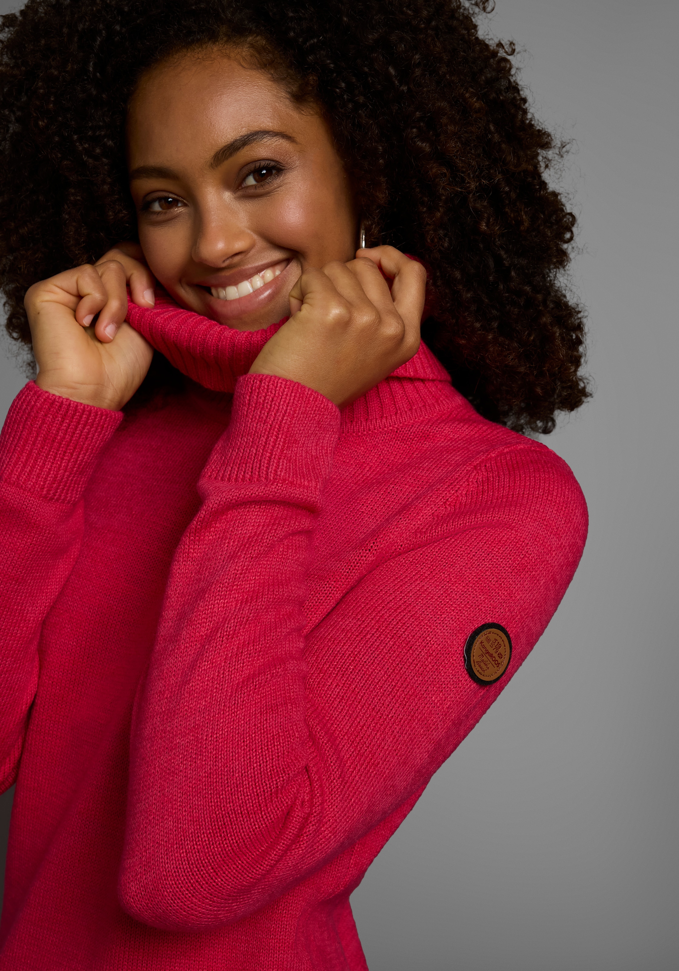 KangaROOS Rollkragenpullover in klassischer Form