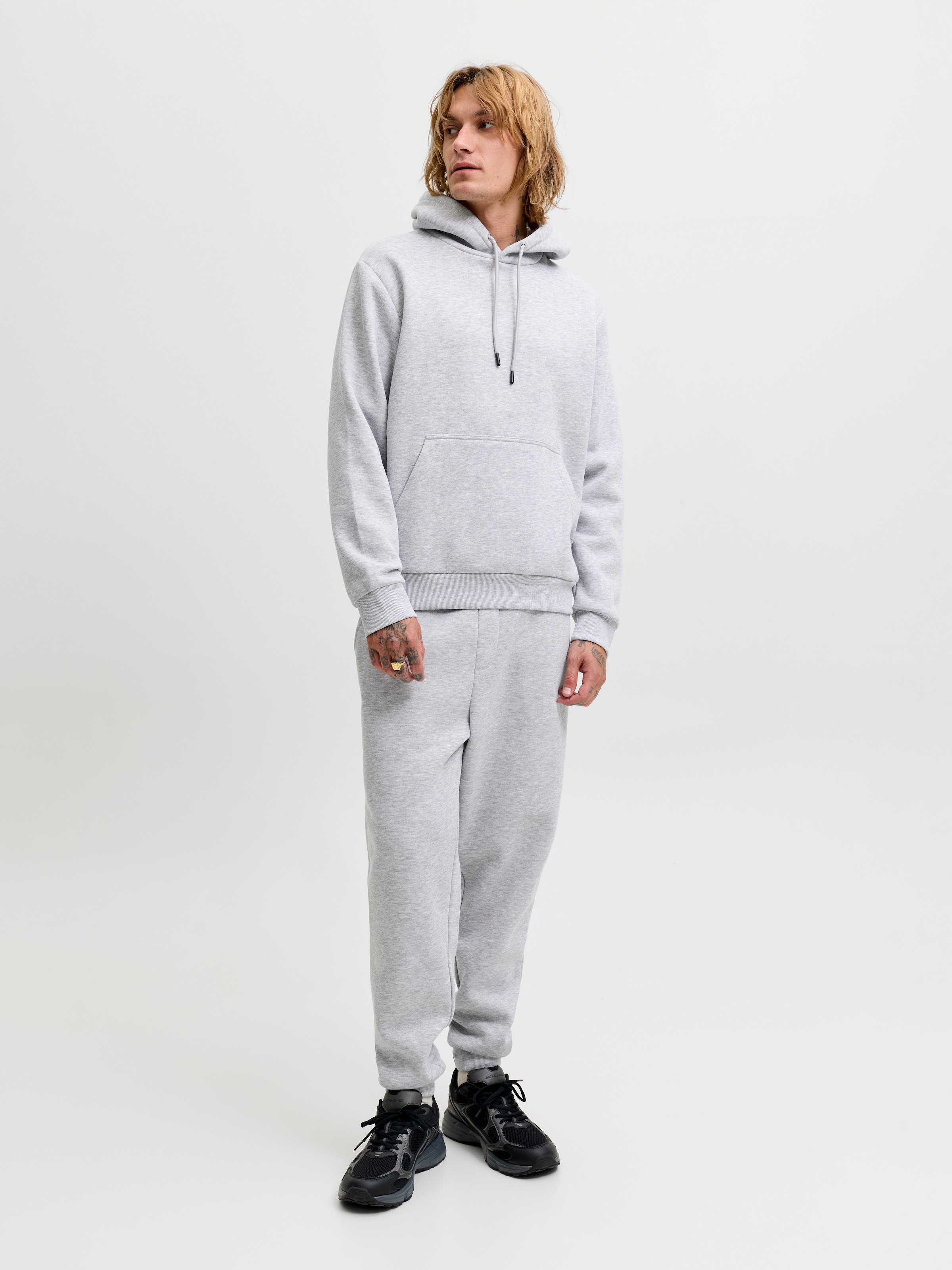 Jack & Jones Kapuzensweatshirt »JJEBRADLEY SWEAT HOOD SET MP«, 2 Materialmix, locker geschnitten
