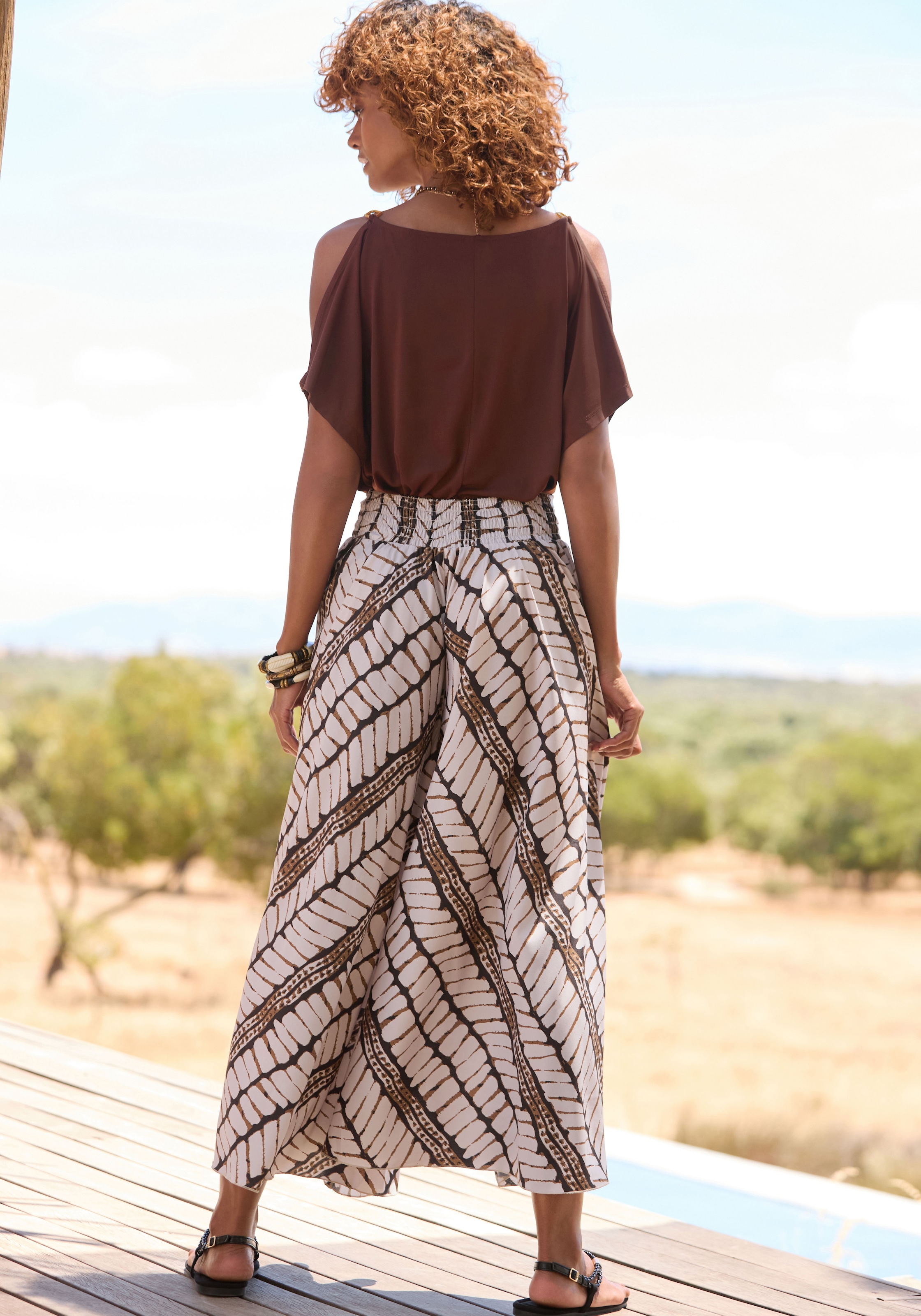 LASCANA Jupe-culotte mit Alloverdruck, Culotte, extraweites Bein