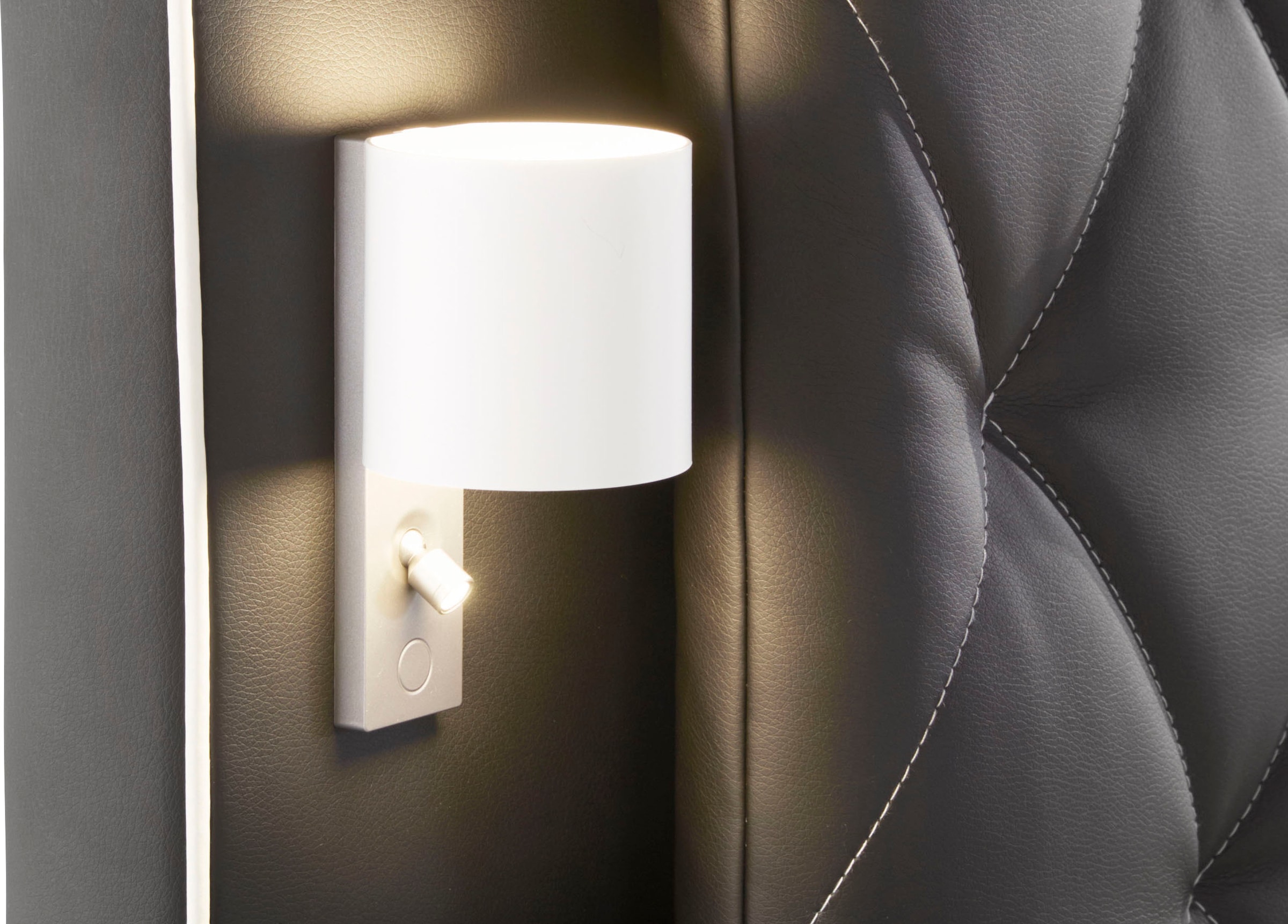 COLLECTION AB Lit boxspring inklusive Bettkasten, LED-Beleuchtung und Topper