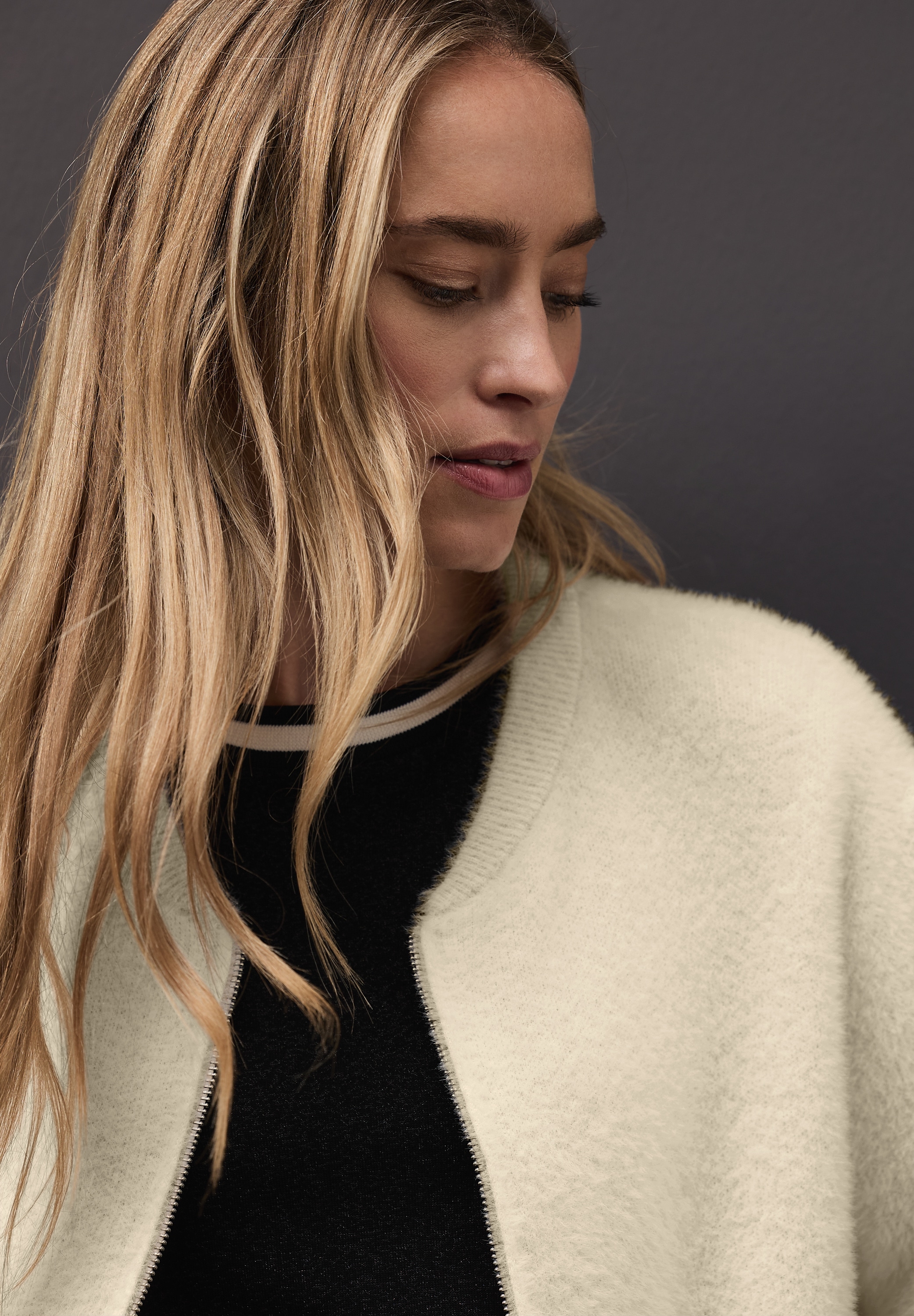 STREET ONE Veste en tricot mit Federgarn Qualität