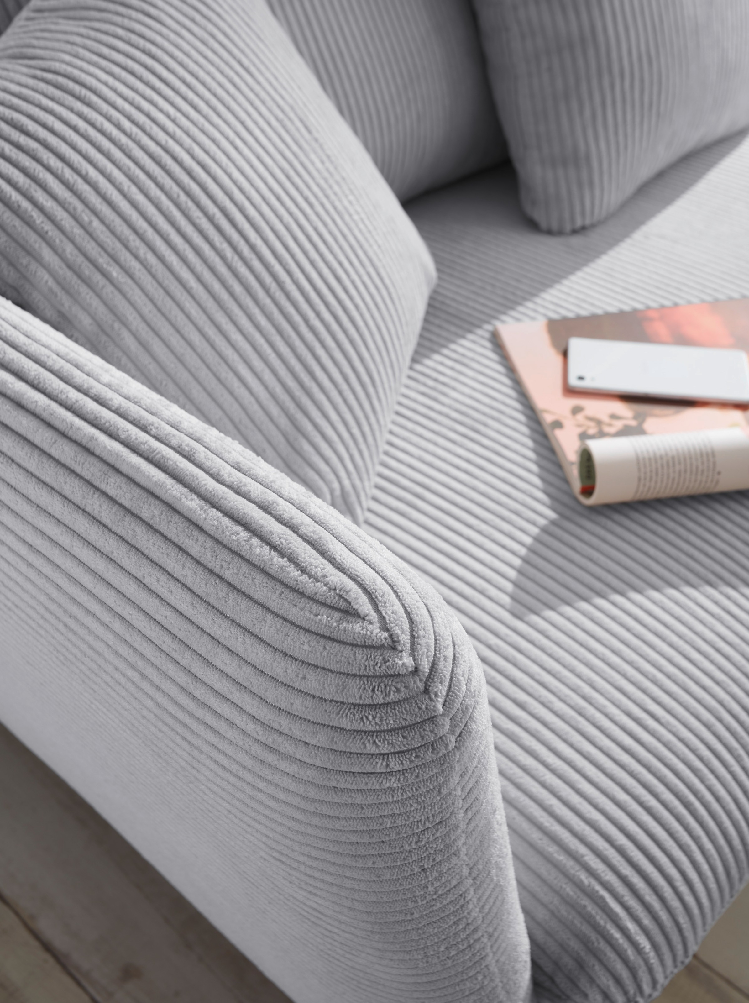 GOODproduct Ecksofa »MERLE, 258 cm, L-Form, traumhafter Cord,« mit Bettfunktion und Bettkasten, Liegefläche 224 x 139