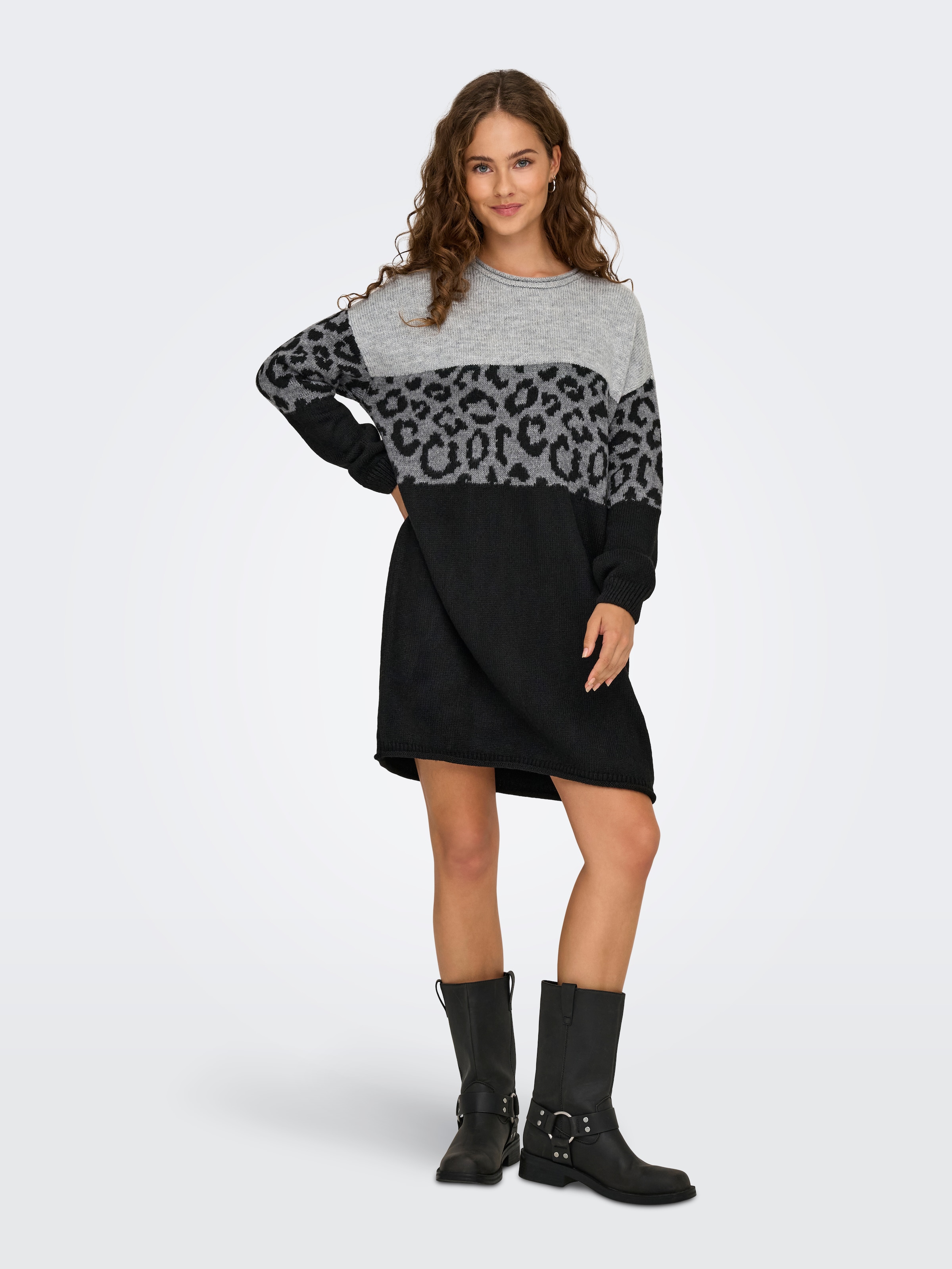 ONLY Robe en tricot »ONLJADE PATTERN LS O-NECK DRESS RP KNT« fibre synthétique, coupe régulière