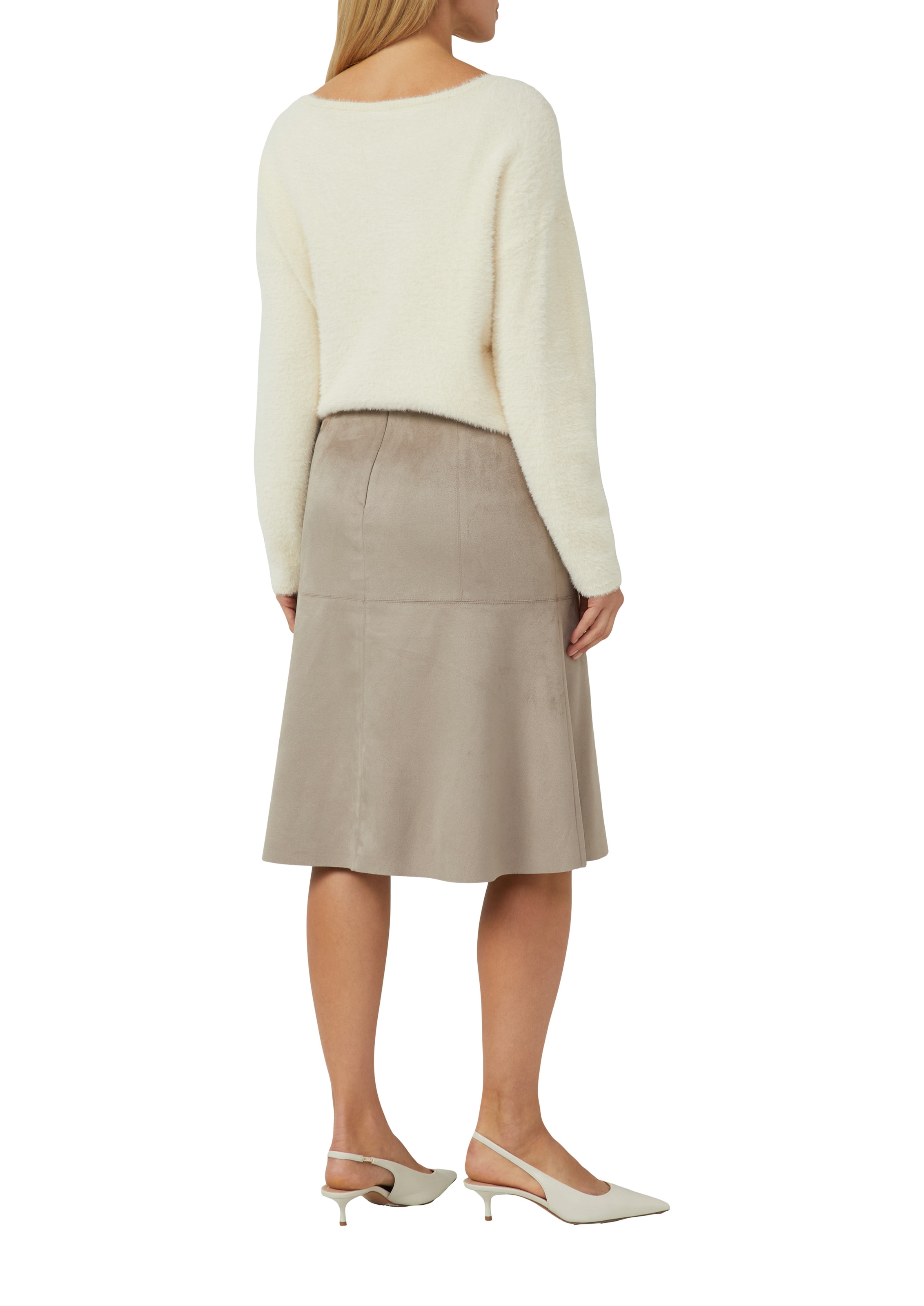 s.Oliver BLACK LABEL Strickpullover flauschig, mit U-Boot-Ausschnitt