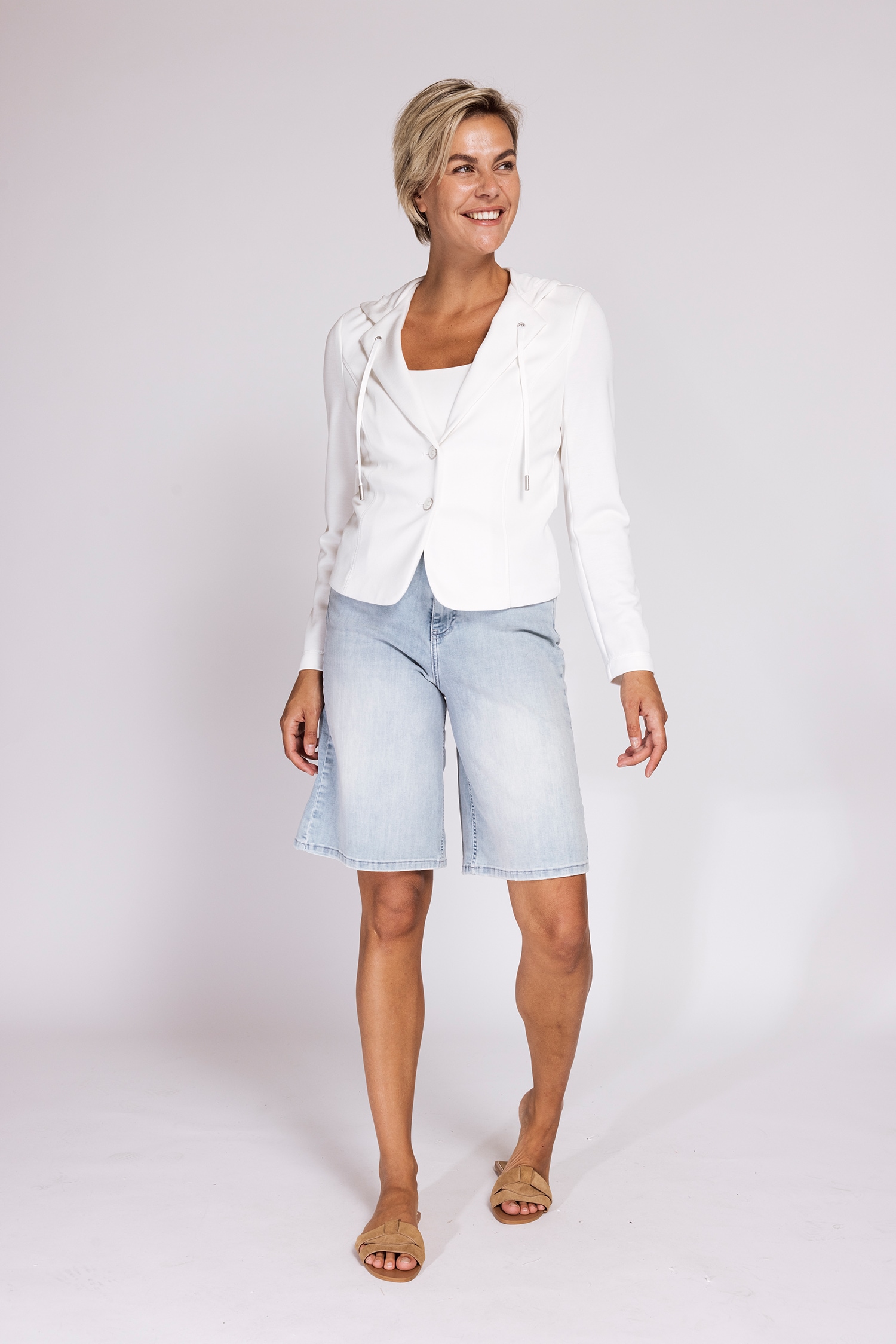 Zhrill Jerseyblazer »DARCIA Blazer mit Kapuze« mit Reverskragen, hüftbedeckende Länge, taillierte Passform