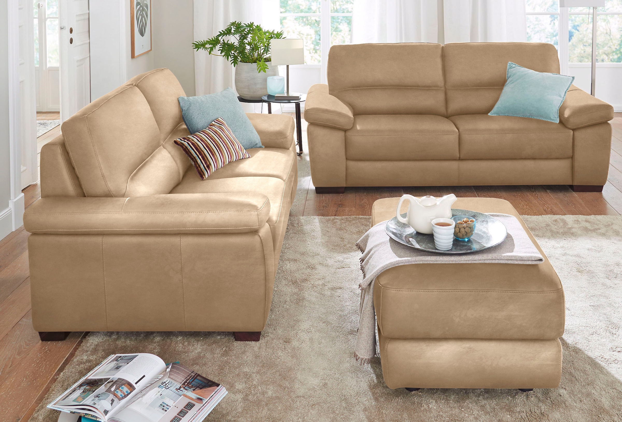 CALIA ITALIA 3-Sitzer »Gaia, Sofa im edlen Design und mit erstklassigem Sitzkomfort« aus pflegeleichtem Luxus-Microfaser Ginevra Hydro Care