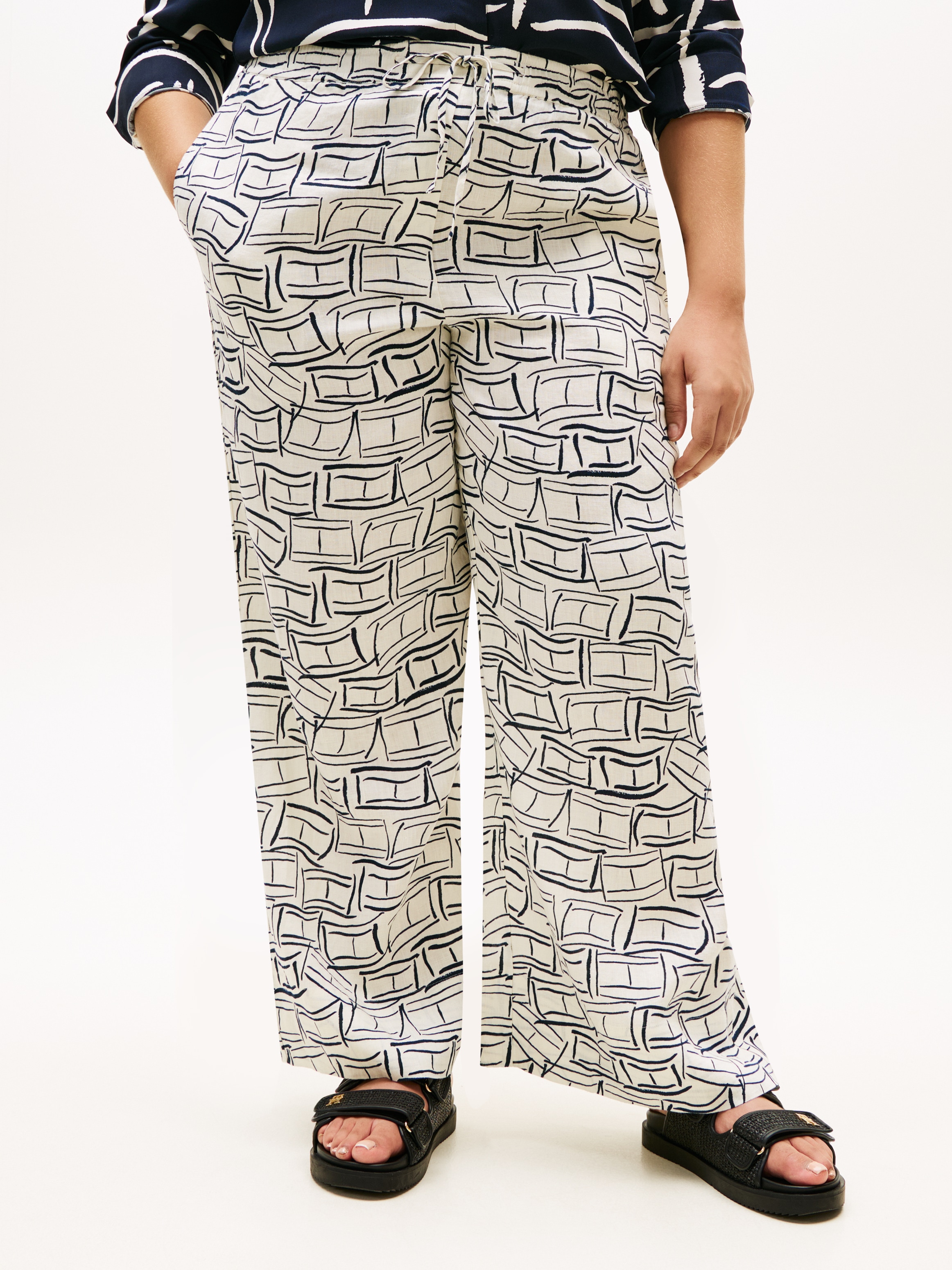 Tommy Hilfiger Curve Stoffhose »CRV ESS LINEN PULL ON PANTS«  in grossen Grössen