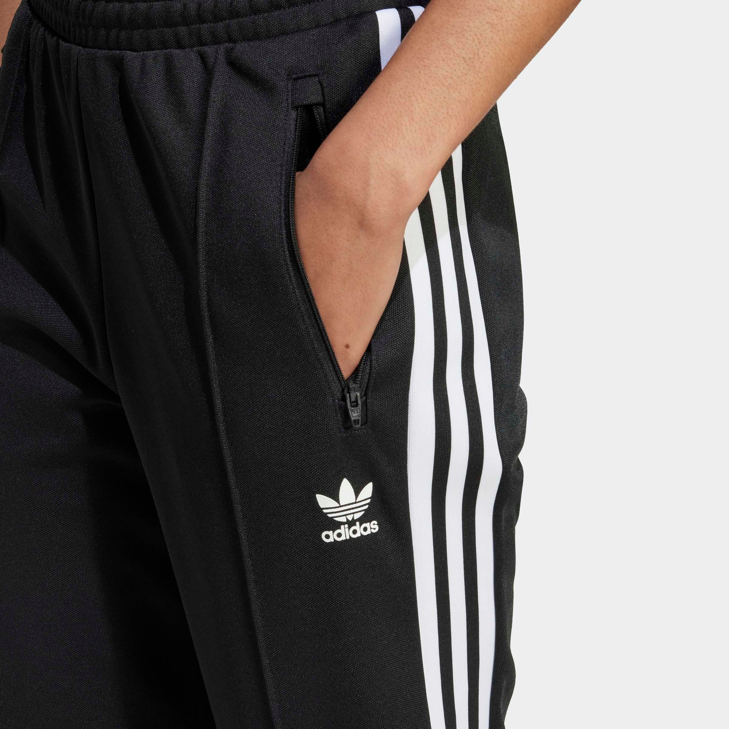 adidas Originals Sporthose »BECKENBAUER TP«  Retro Style, der gerade Schnitt mit schmal zulaufenden Bein
