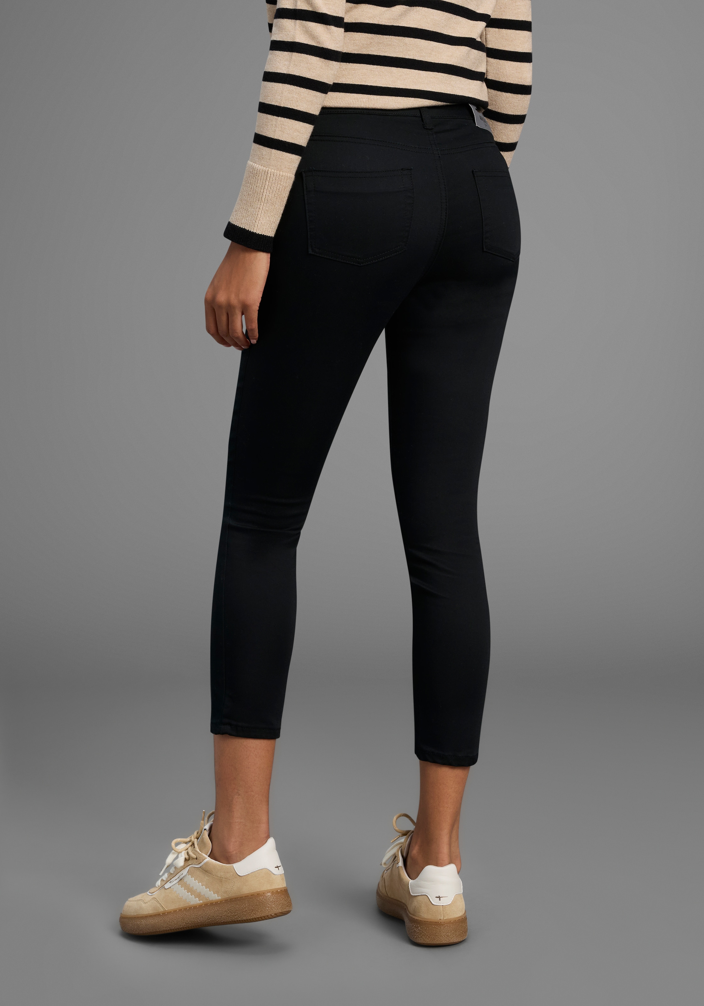 Arizona 7/8-Jeans »Shaping« eng anliegend,  Röhrenjeans,  Used-Waschung,  High-Waist,  7/8-Länge