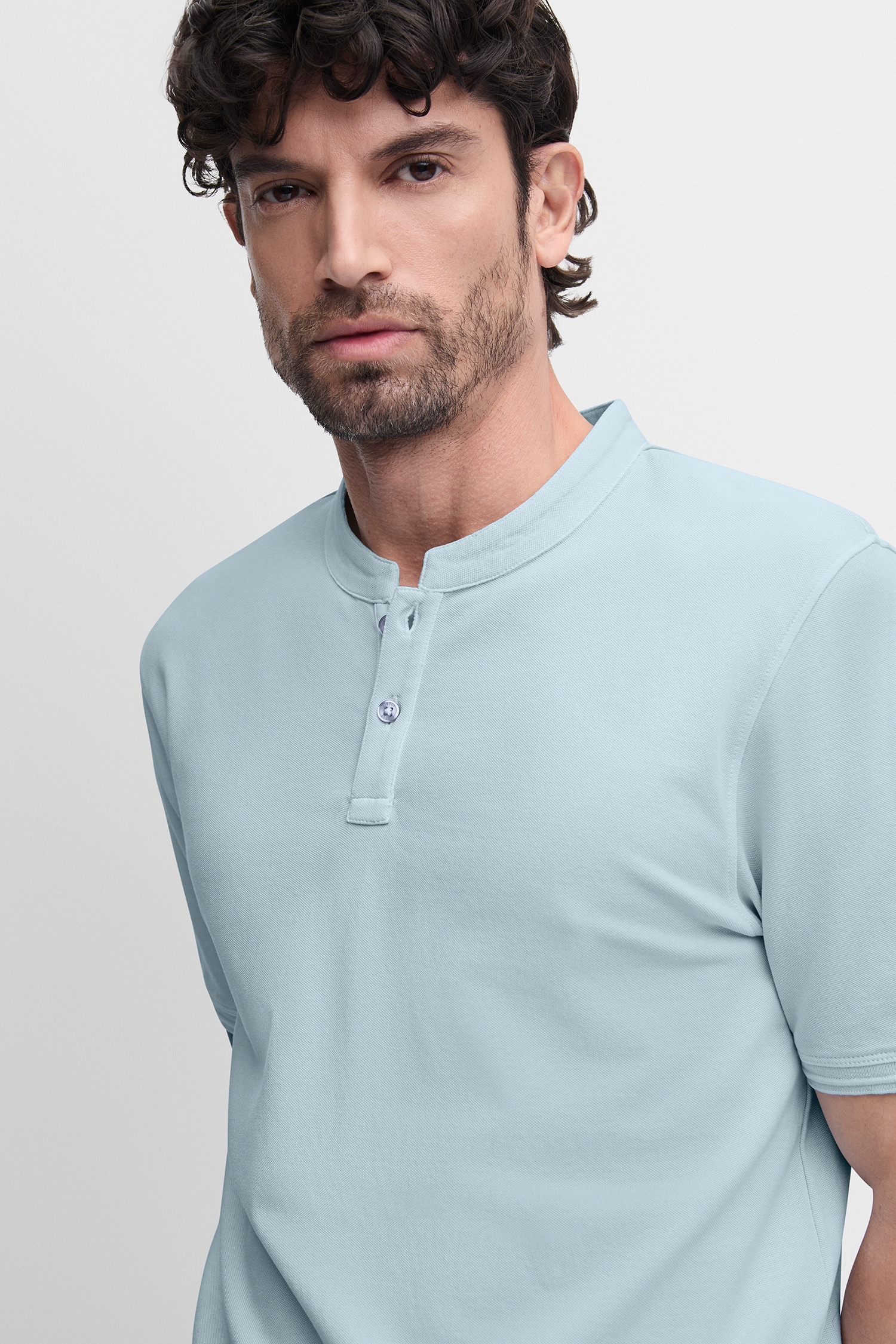 Cinque T-shirt »CILANO« Rundhalsausschnitt mit kurzer Knopfleiste, Relaxed Fit
