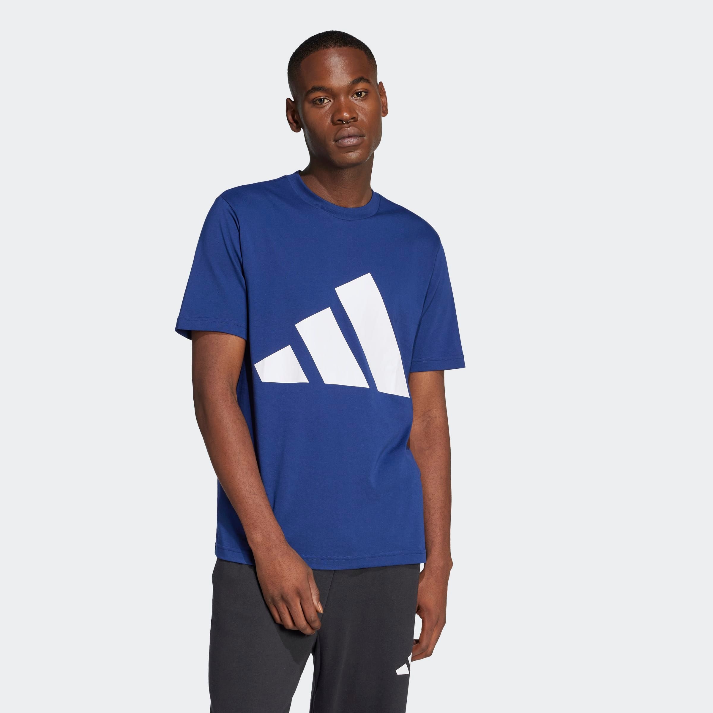 adidas Sportswear T-Shirt »M BL SJ T« klassische Silhouette, mit Rundhalsausschnitt