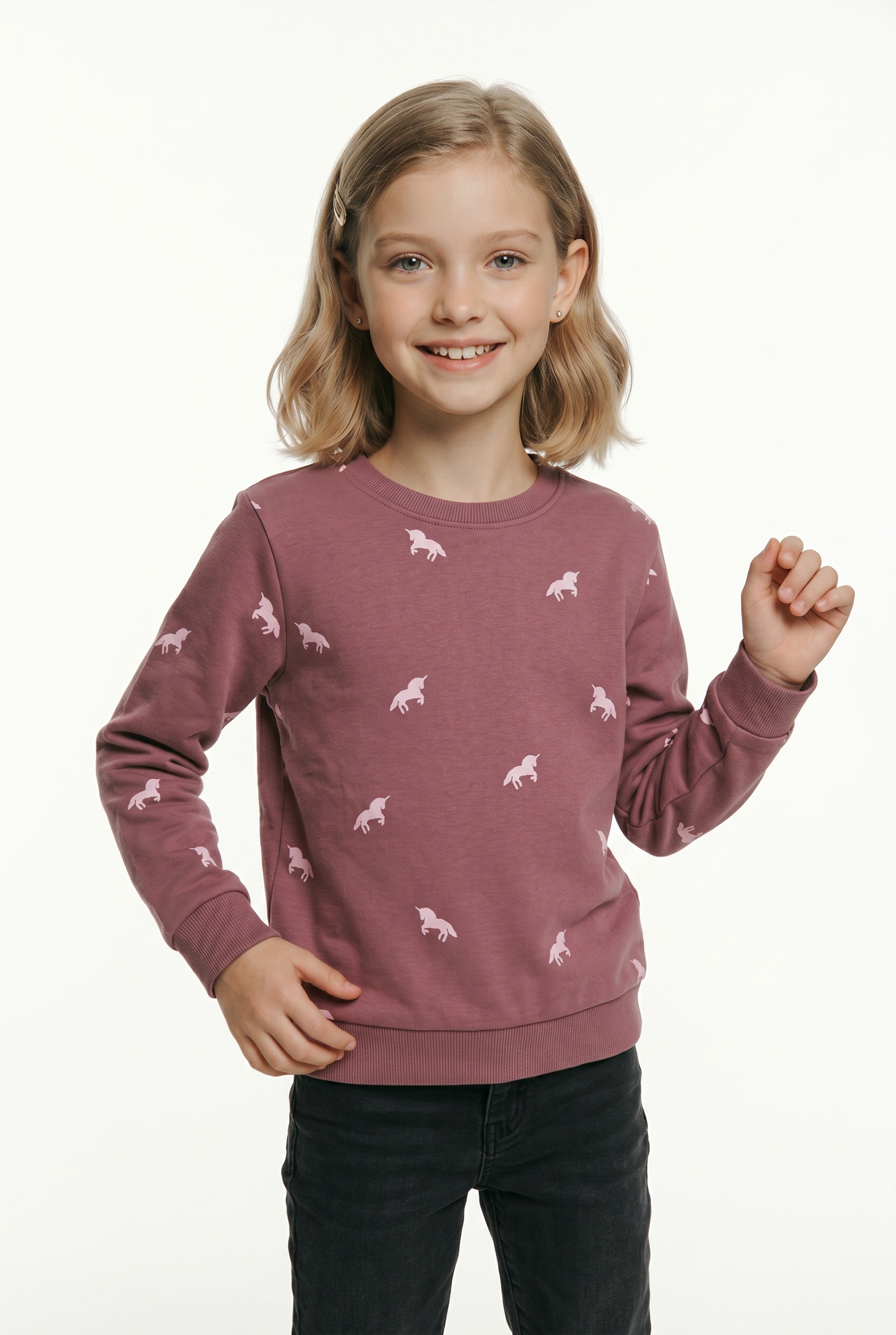 Name It Sweat-shirt »NMFVALBA – Sweater mit Herzchen-Alloverdruck und Rippbündchen«, imprimé, décontracté, coupe régulière, sweat, col rond

