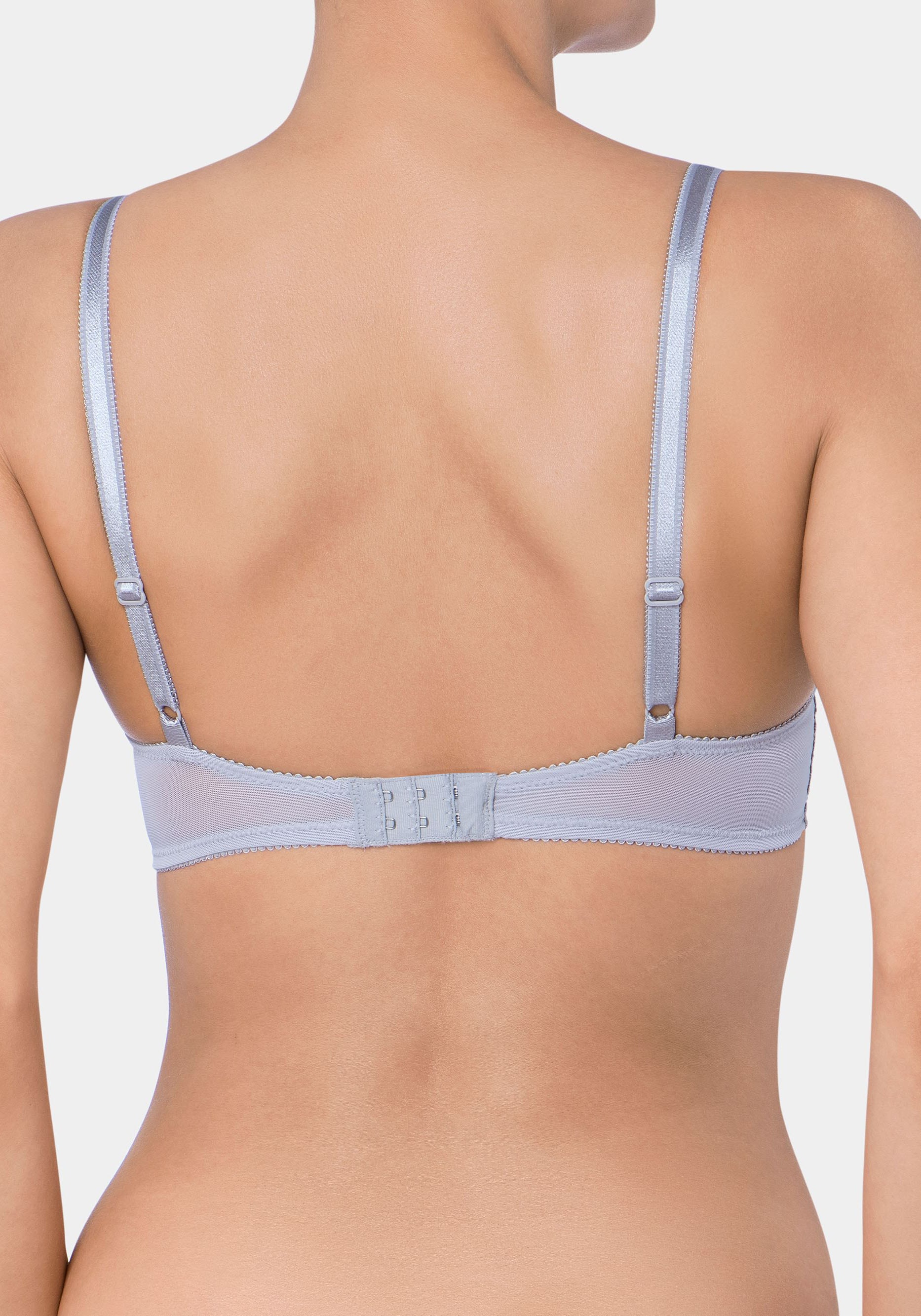 Triumph Bügel-BH »Amourette Spotlight WHP X« florales Spitzen-Design, leichte Polsterung, formende Bügel