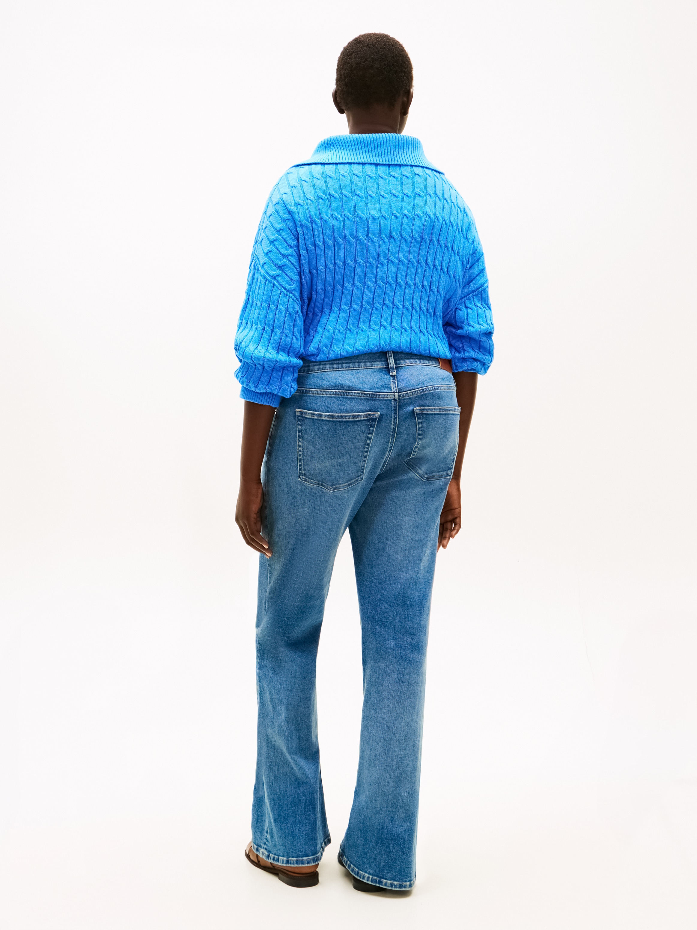 Tommy Hilfiger Curve Bootcut-Jeans »CRV DNM FINN FLARE RW« in grossen Grössen, in ausgestellter Form