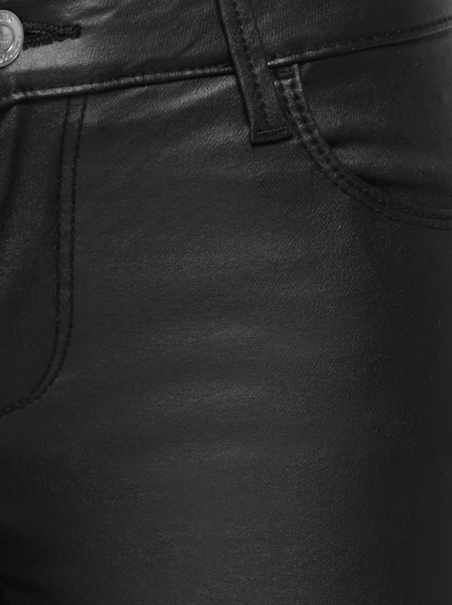 ONLY Jeans bootcut »ONLHELLA LW RETRO FLARED PANT PNT« Viskosemischung, low waist