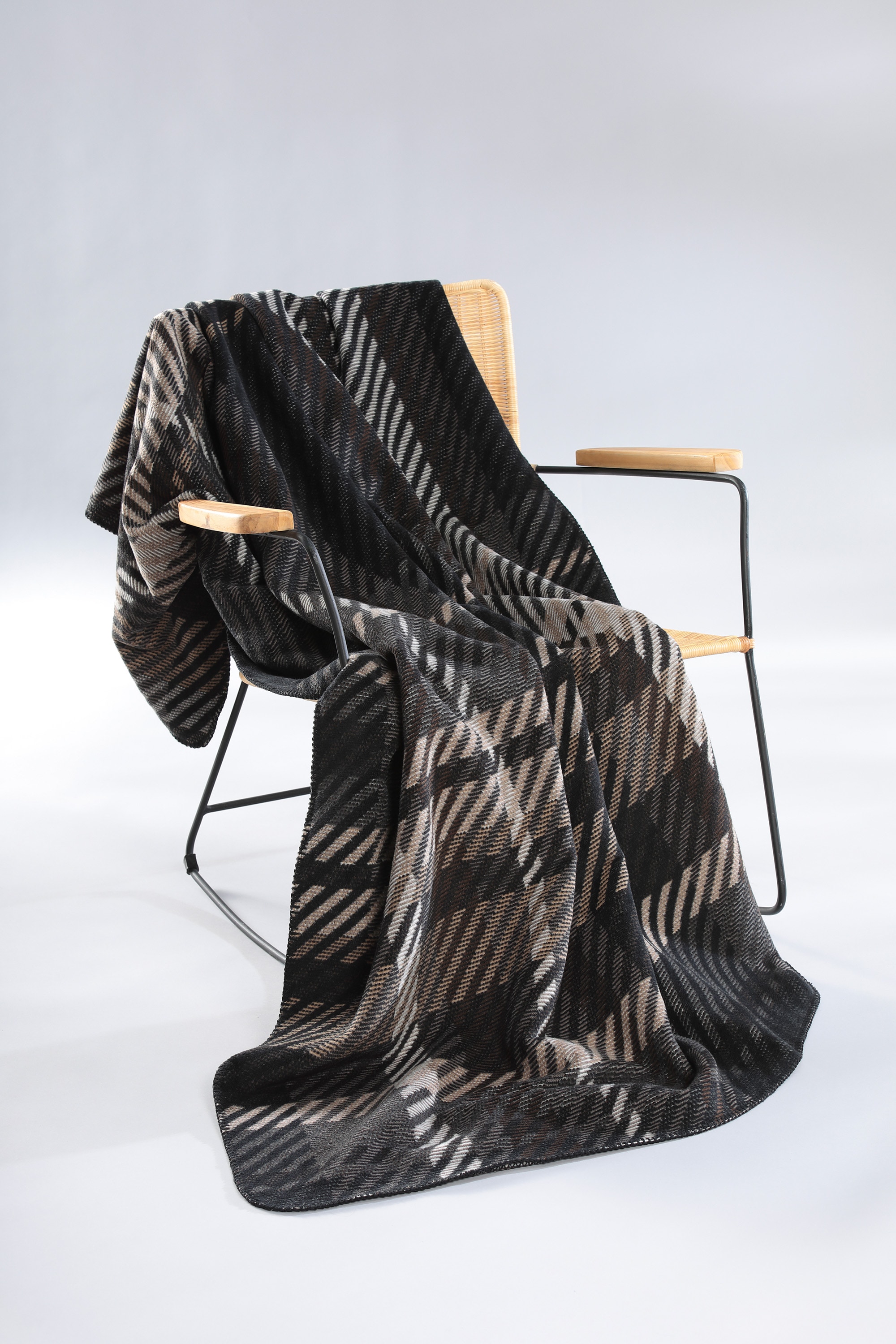 Biederlack Couverture d'intérieur »Midnicht Elegance mit geketteltem Zierstich« Made in Germany