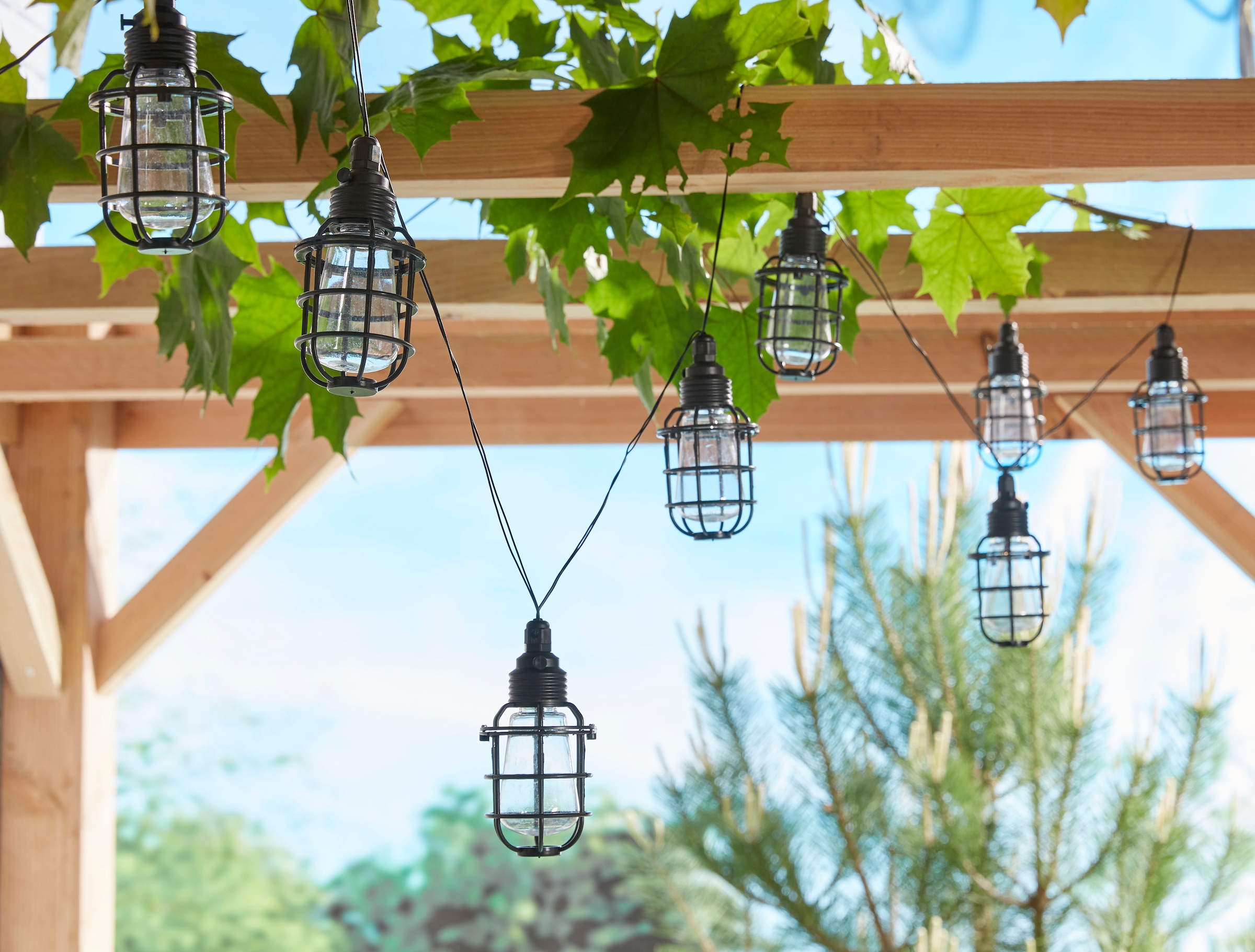 LUXFORM Lichterkette »Solar-Lichterkette Corsica Partybeleuchtung 10xLED« Aus Kunststoff gefertigt