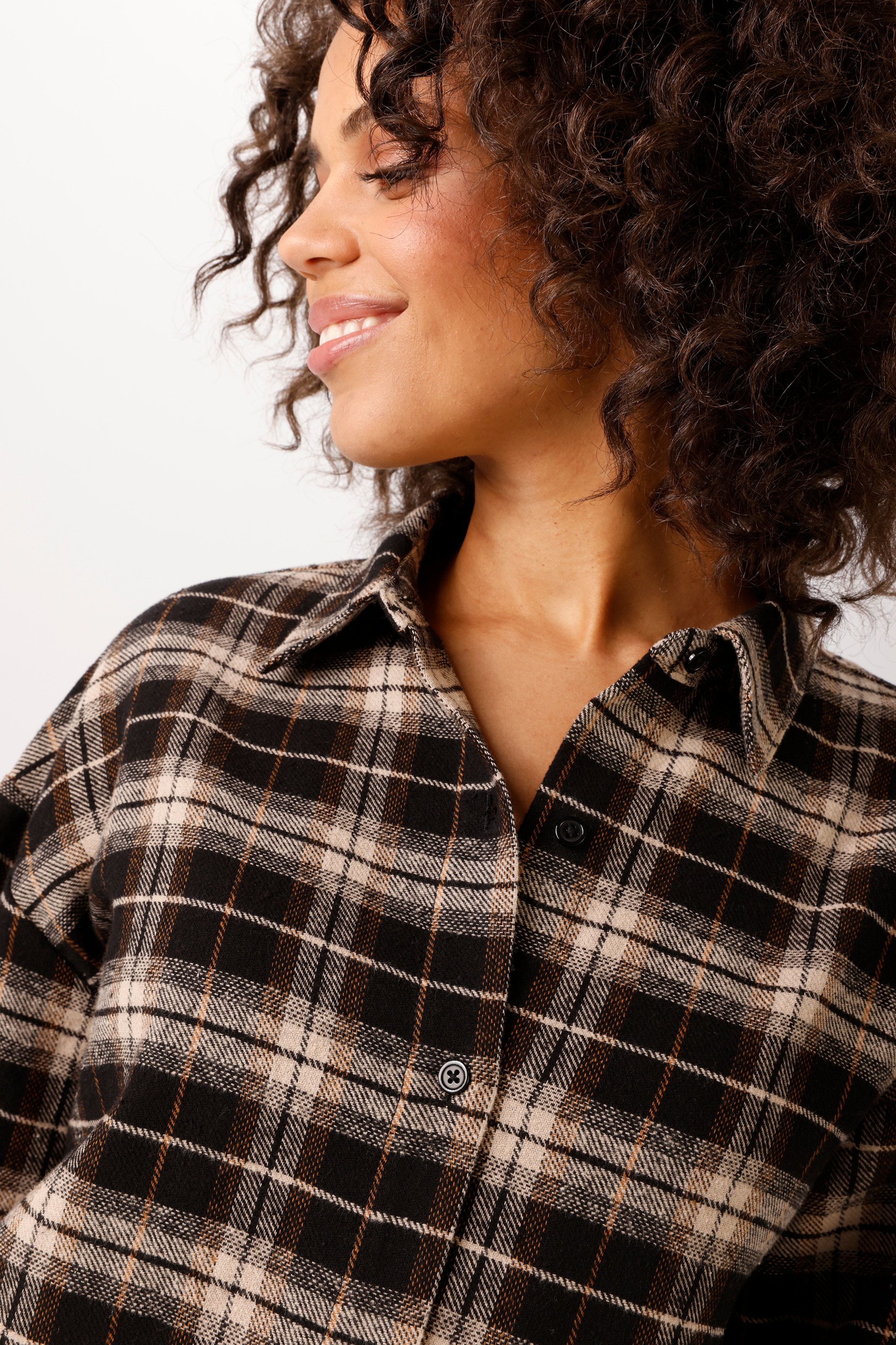 Aniston CASUAL Blouse chemise dans un motif carreaux tendance - NOUVELLE COLLECTION