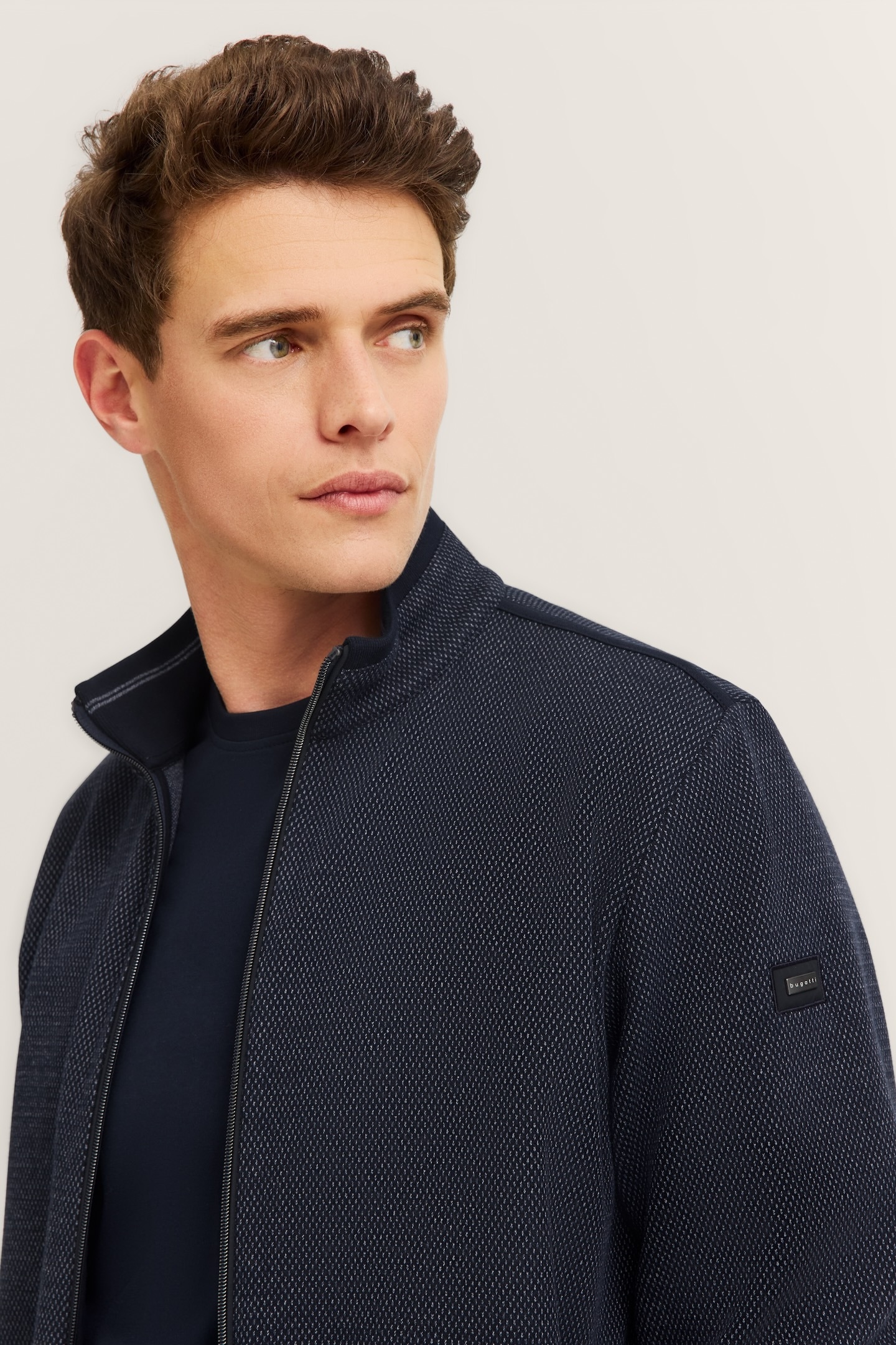 bugatti Sweatjacke »Modern Fit« mit Stehkragen und aus Baumwollmix