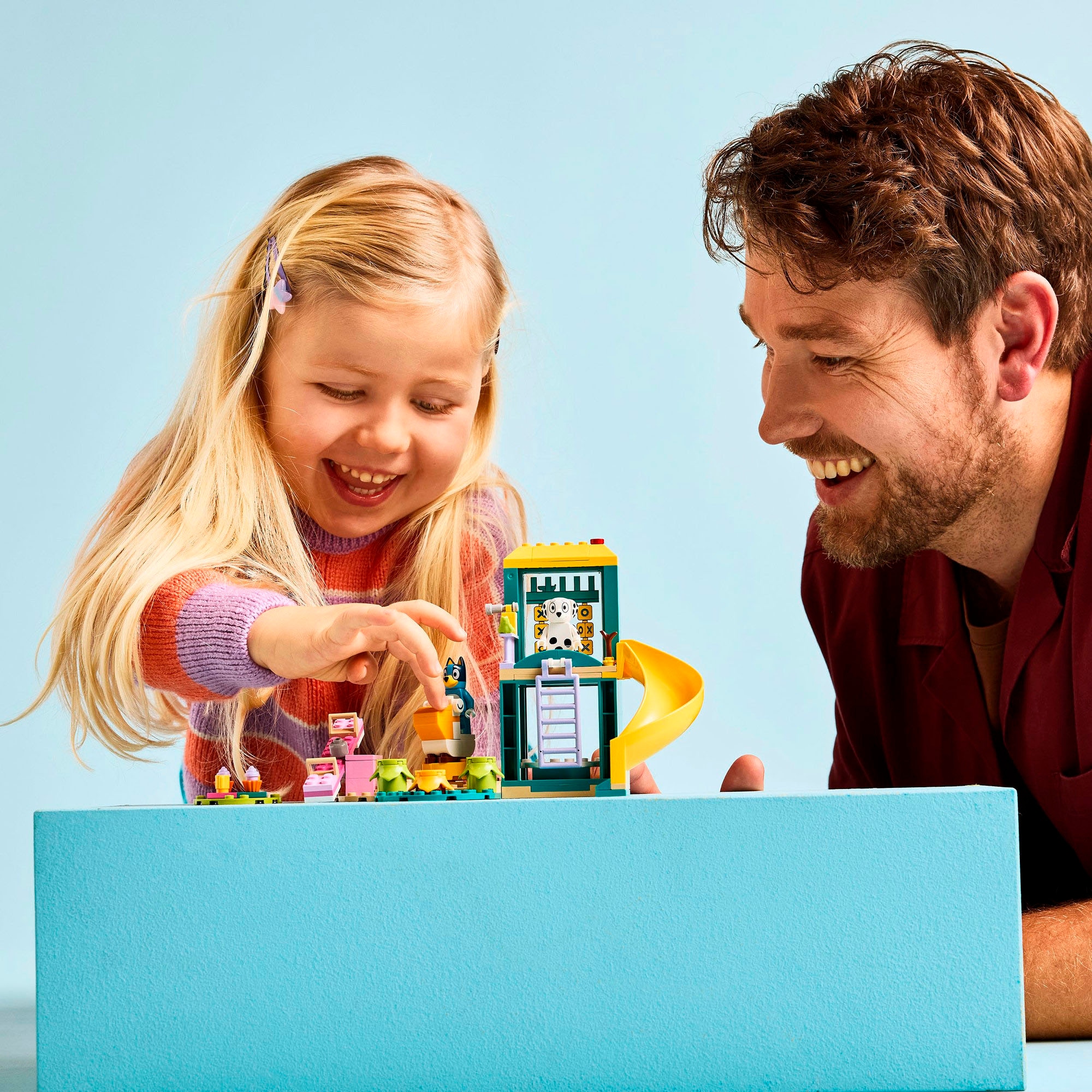 LEGO® Konstruktionsspielsteine »Bluey und Chloe auf dem Spielplatz (11201), LEGO Bluey« Made in Europe