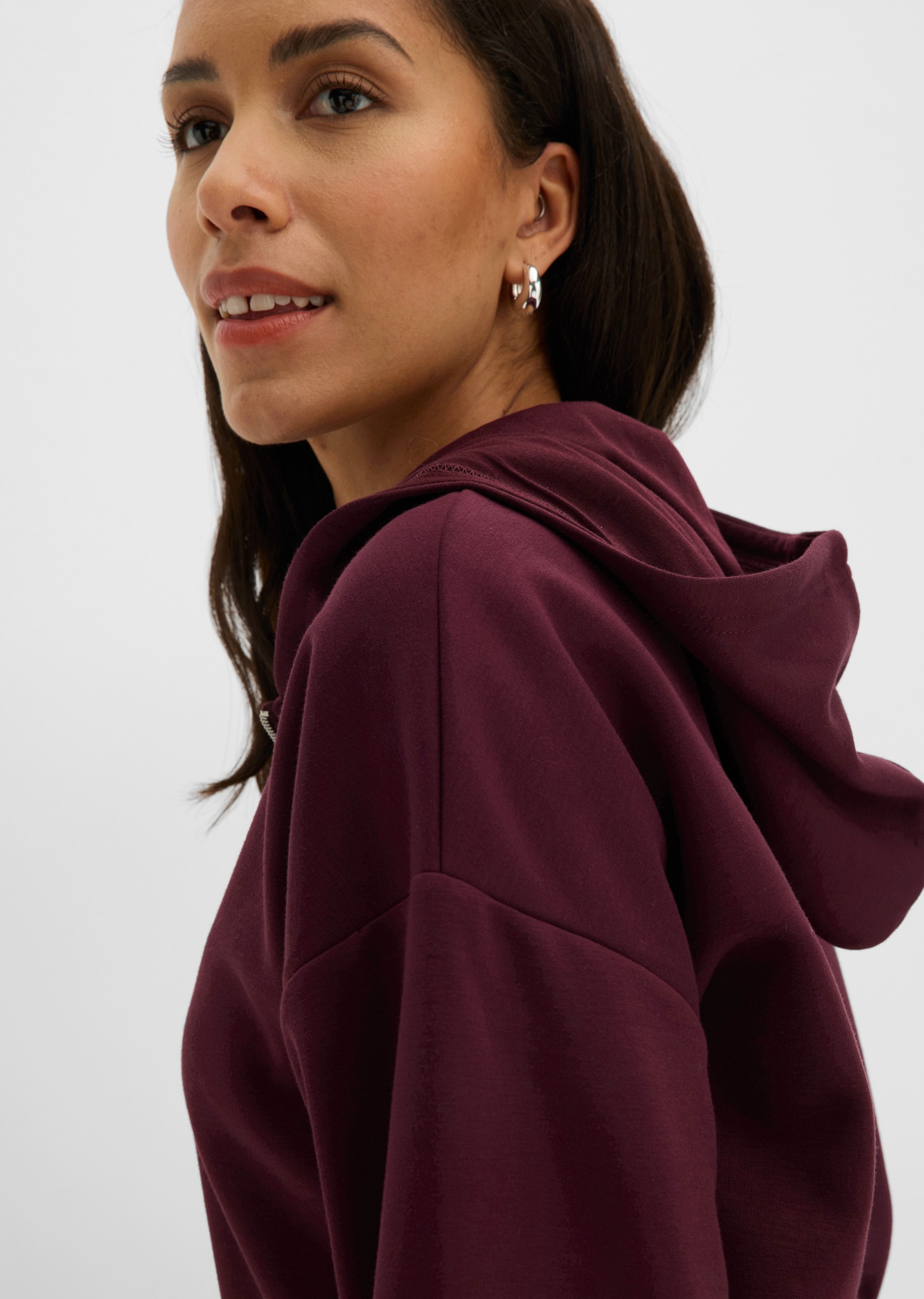 bonprix Kapuzensweatjacke Loose Fit, mit Ballonsaum