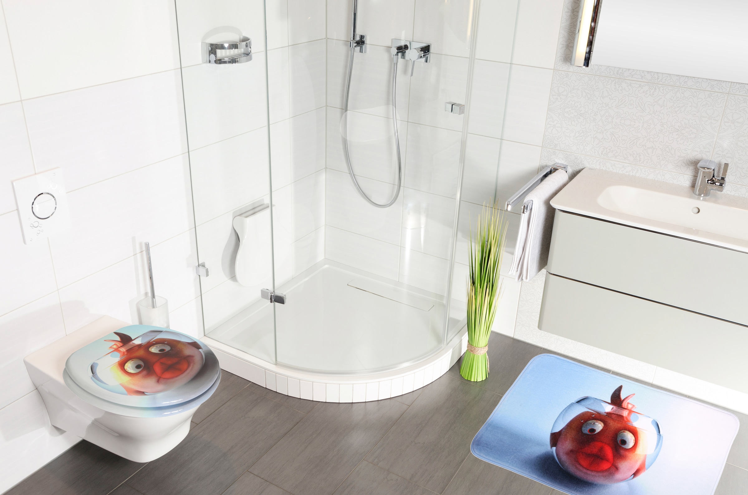 Sanilo Set d'accessoires de salle de bain »Goldfisch« bestehend aus WC-Sitz, Badteppich und Waschbeckenstöpsel