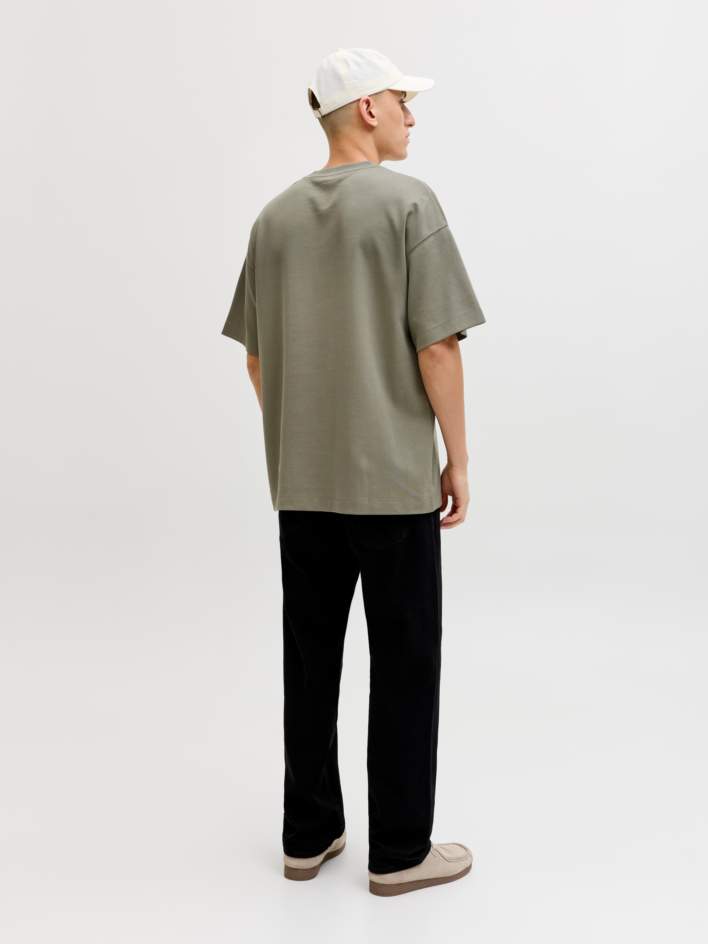 Jack & Jones T-Shirt »JJEBARRON TEE SS O-NECK NOOS« Baumwollmischung, loose fit