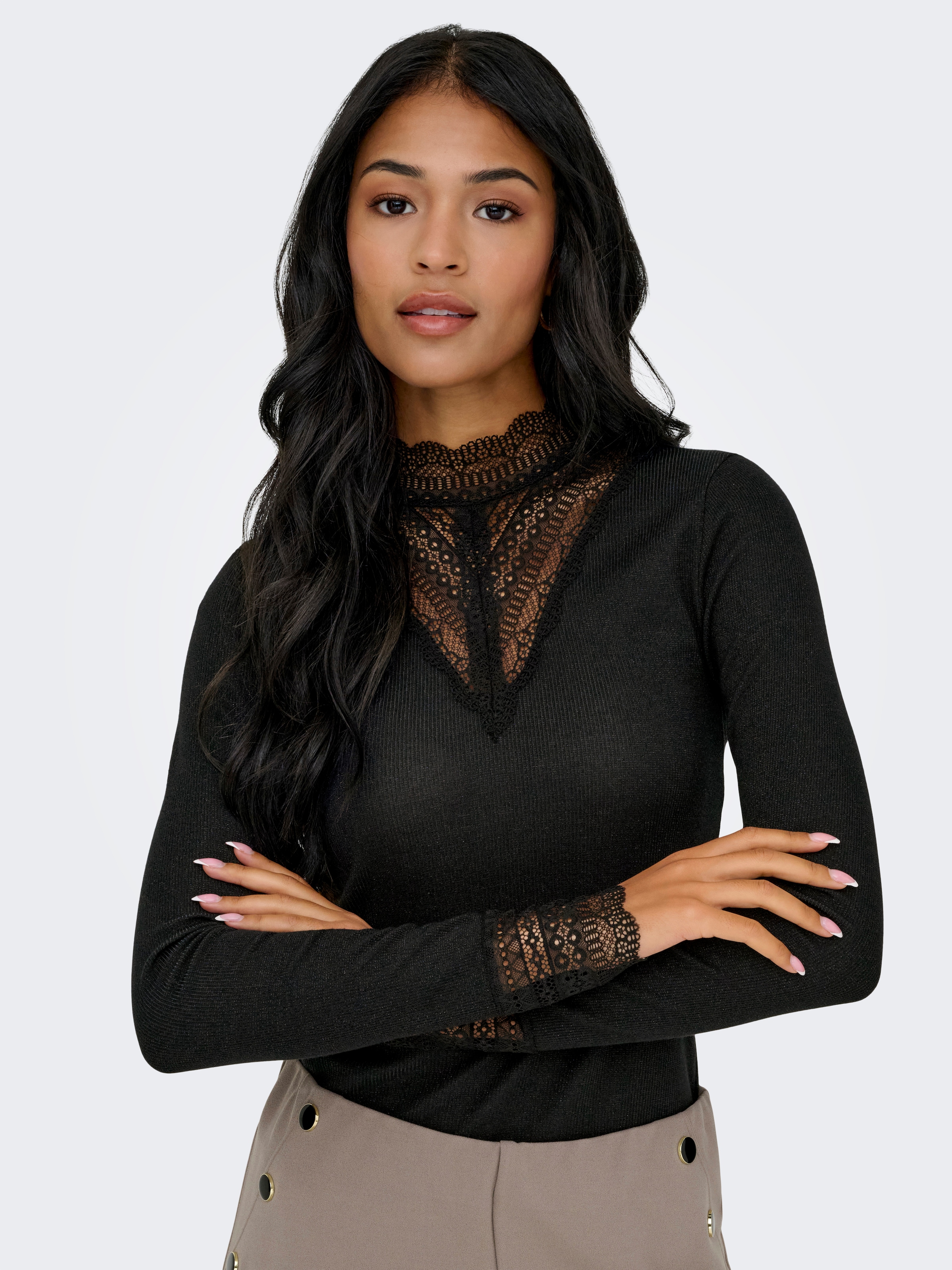 ONLY T-shirt à manches longues »ONLTILDE GLITTER L/S HIGHNECK TOP JRS« Polyester, regular fit