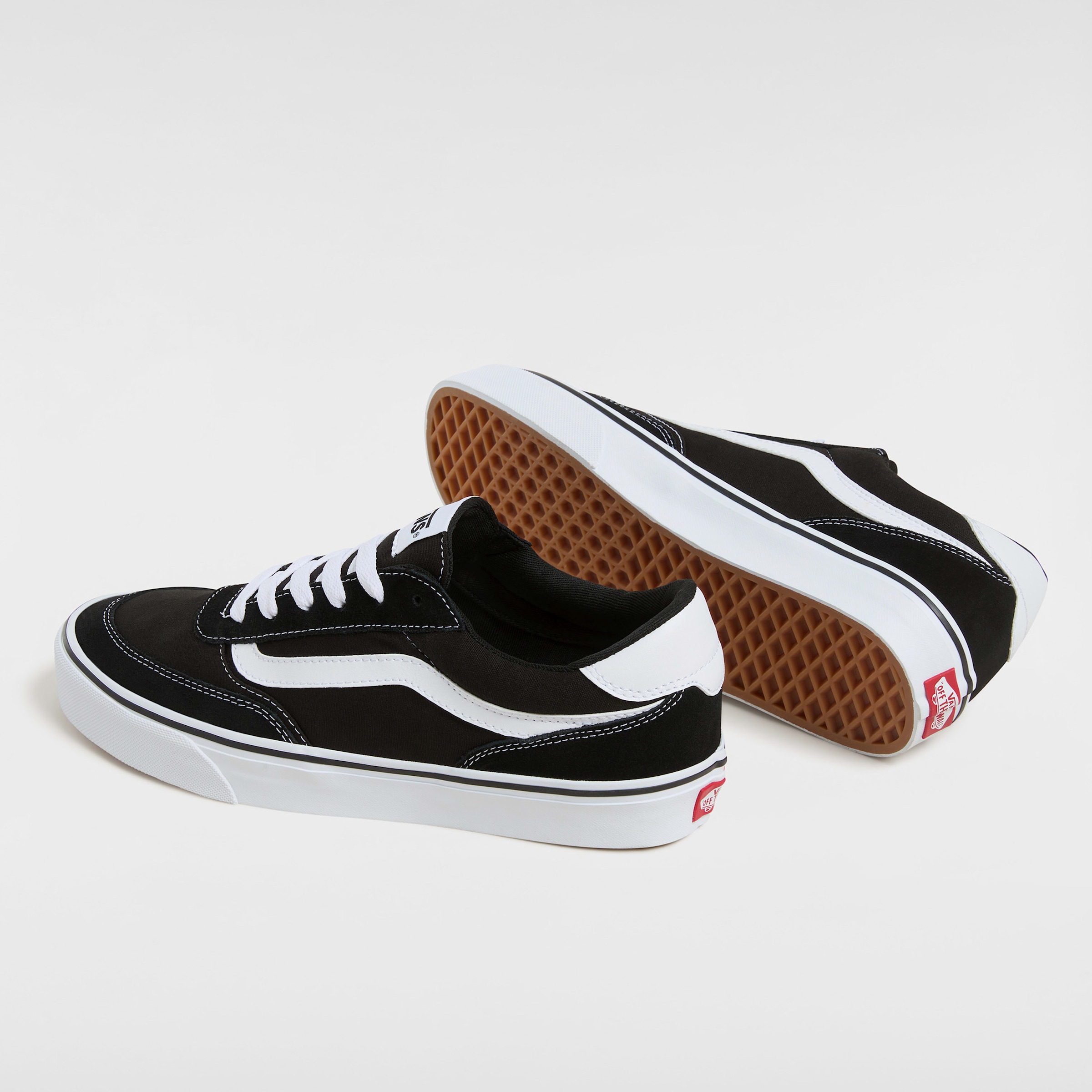 Vans Sneakers »Brooklyn LS«  angelehnt an das Design vom Old Skool