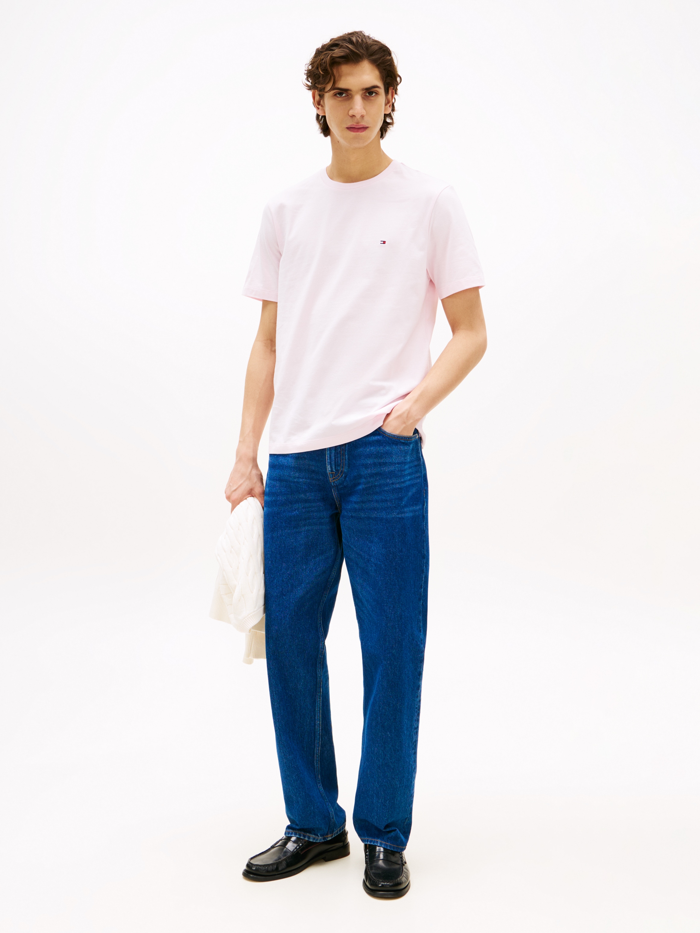 Tommy Hilfiger T-shirt »ESSENTIAL REGULAR FIT SOLID  mit Stickerei« unifarben, casual, Baumwolle, Rundhals