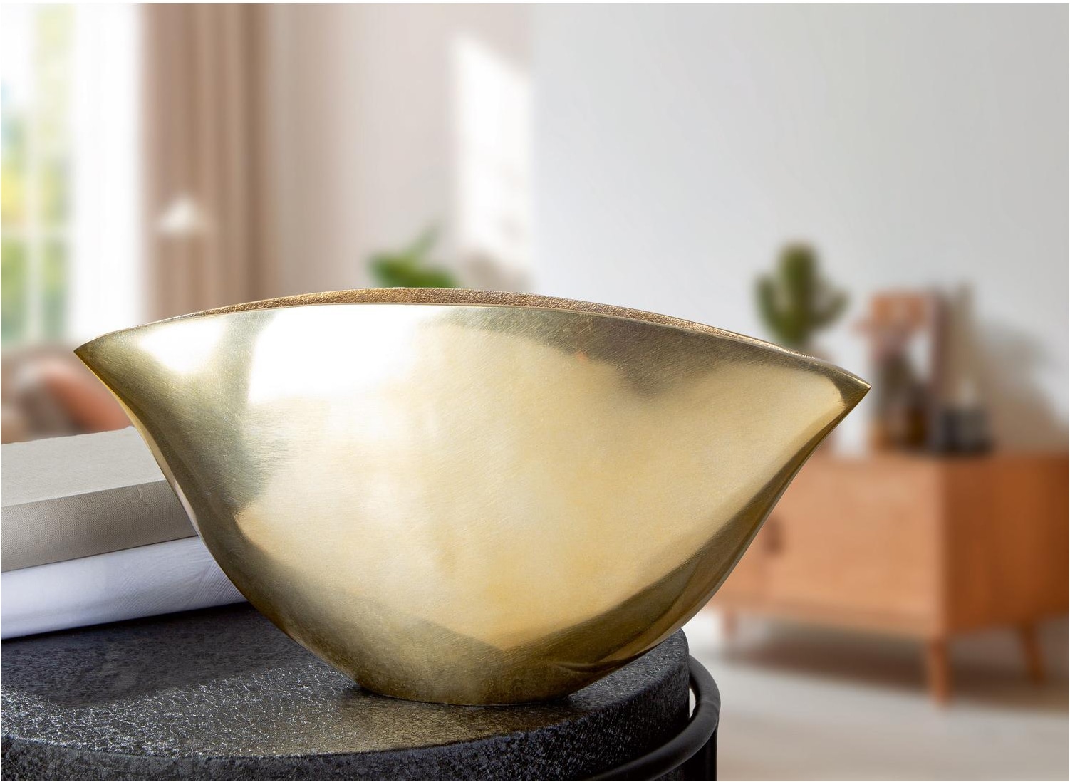 GILDE Vase de table »Vase, "Oraya", Aluminium« vase Oraya, vase décoratif élégant moderne, pièce accroche-regard