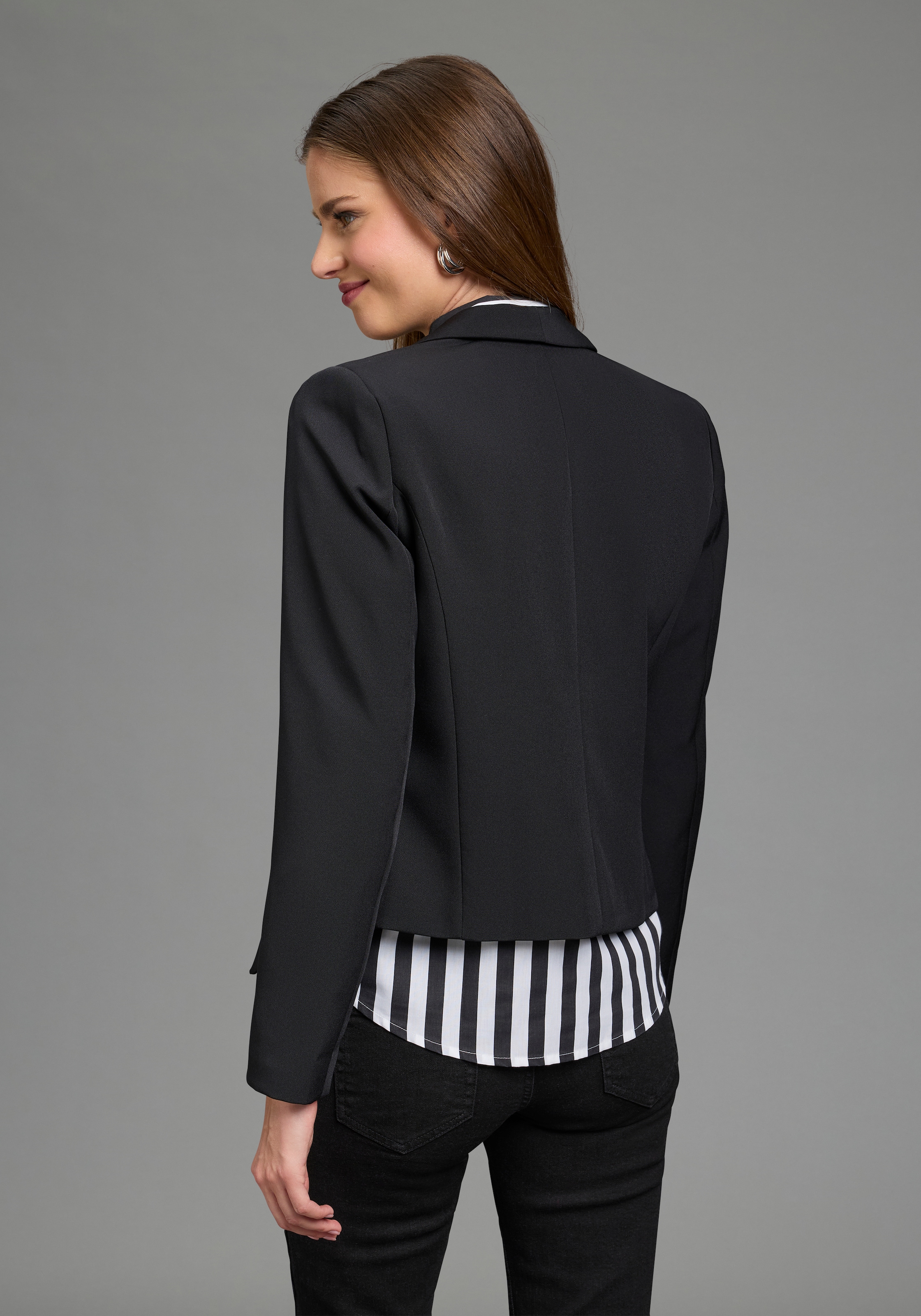 Laura Scott Kurzblazer mit Schalkragen, kurze Schnittform, aus Polyester und Elasthan