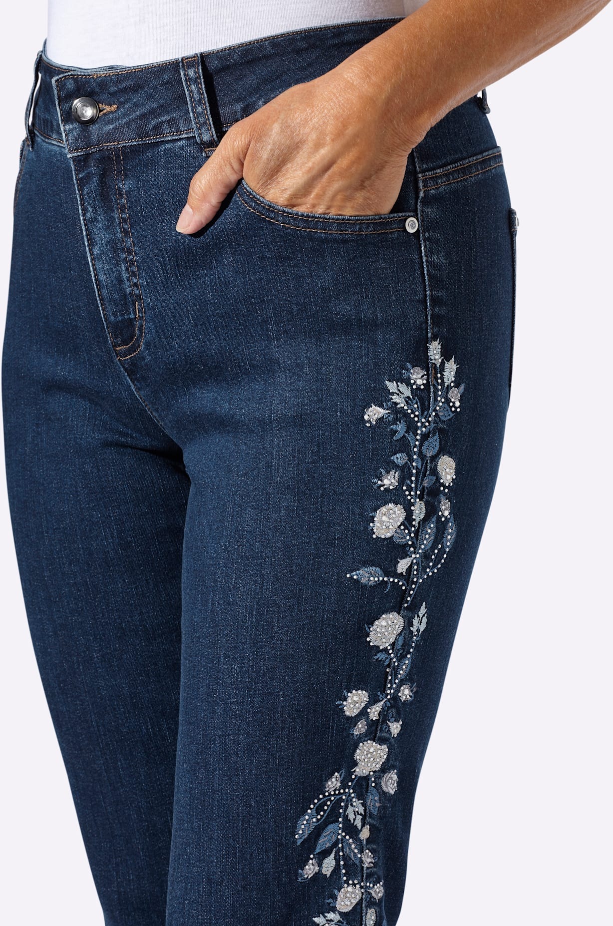 Lady Jeans à 5 poches 1 pièces