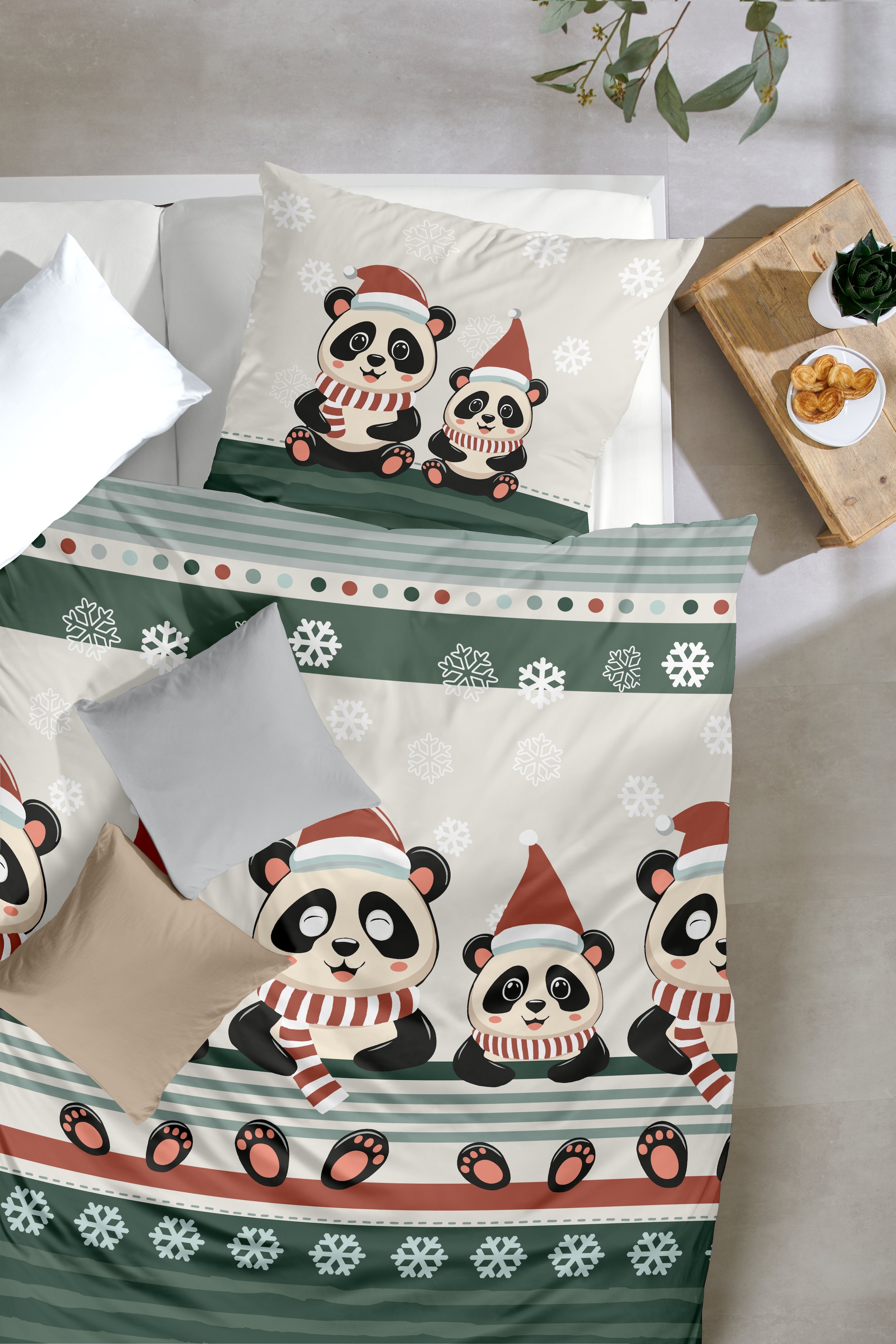 Primera Bettwäsche »Feinbiber-Bettwäsche Weihnachtspanda« 2 Stk. mit niedlichen Pandabären