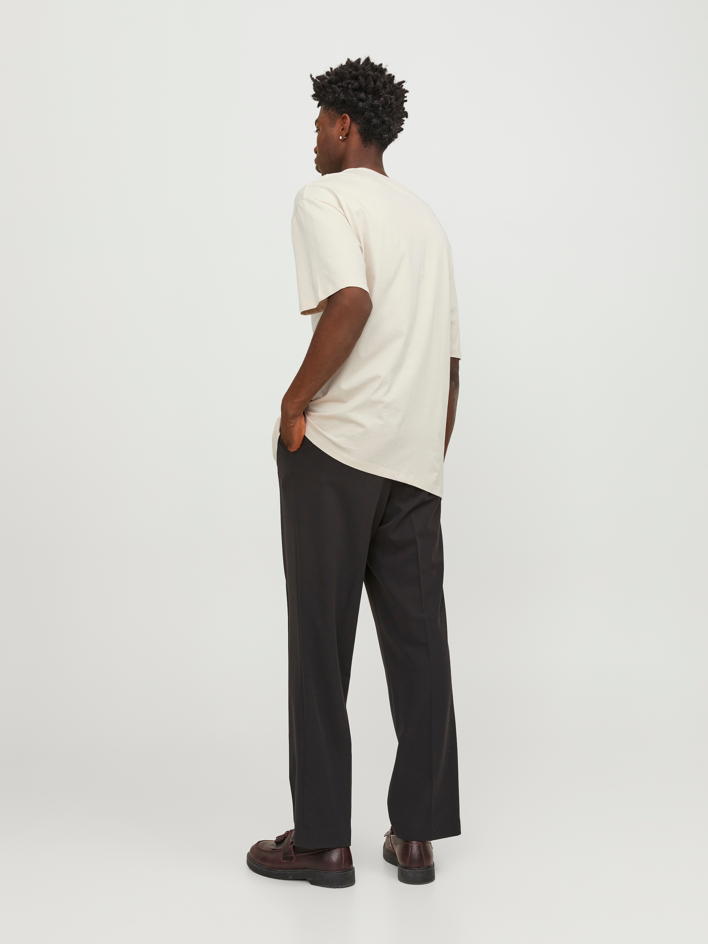 Jack & Jones Oversize-Shirt »JJEBRADLEY Oversize T-Shirt mit klassischem Rundhalsausschnitt« mit gekämmten Jersey