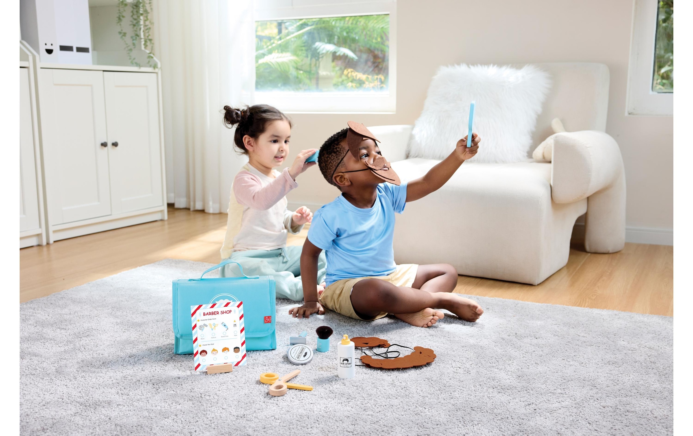 Hape Spielzeug-Frisierkoffer