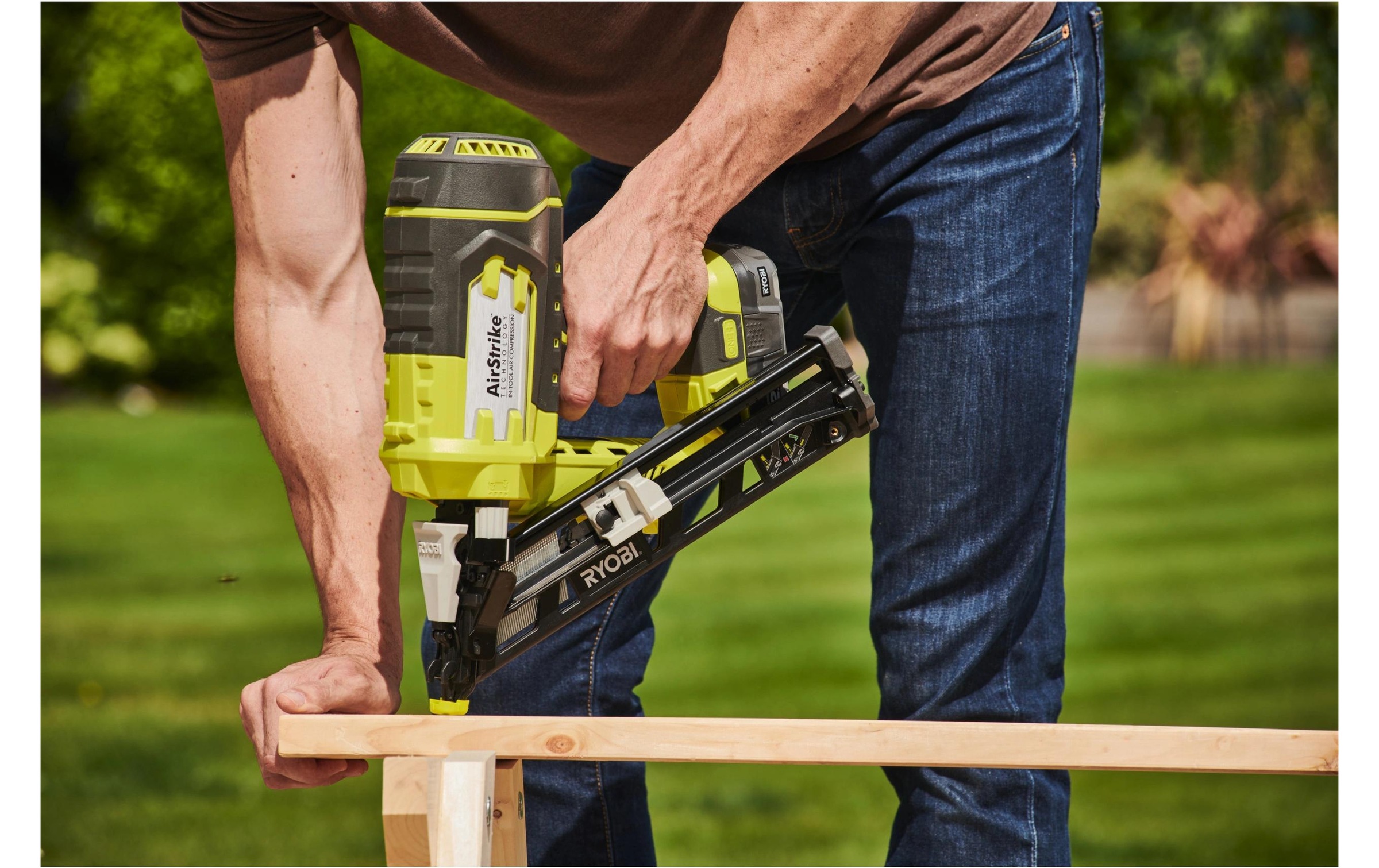 RYOBI Nagler »R15GN18-0«