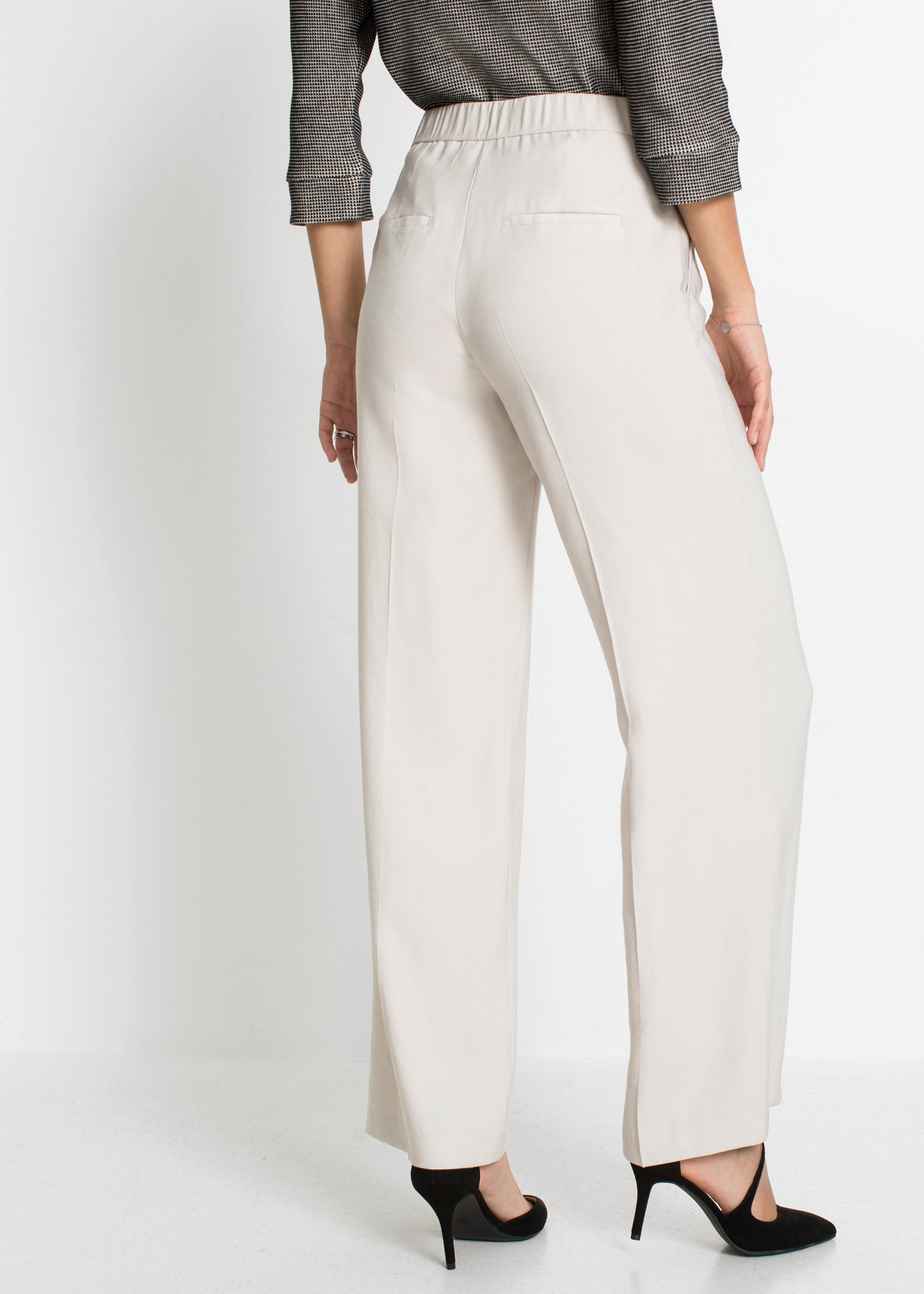 bonprix Pantalon en tissu »Leichte Marlenehose mit Viskose«  Marlenehose, Loose Fit, weites Bein, femininer Stil