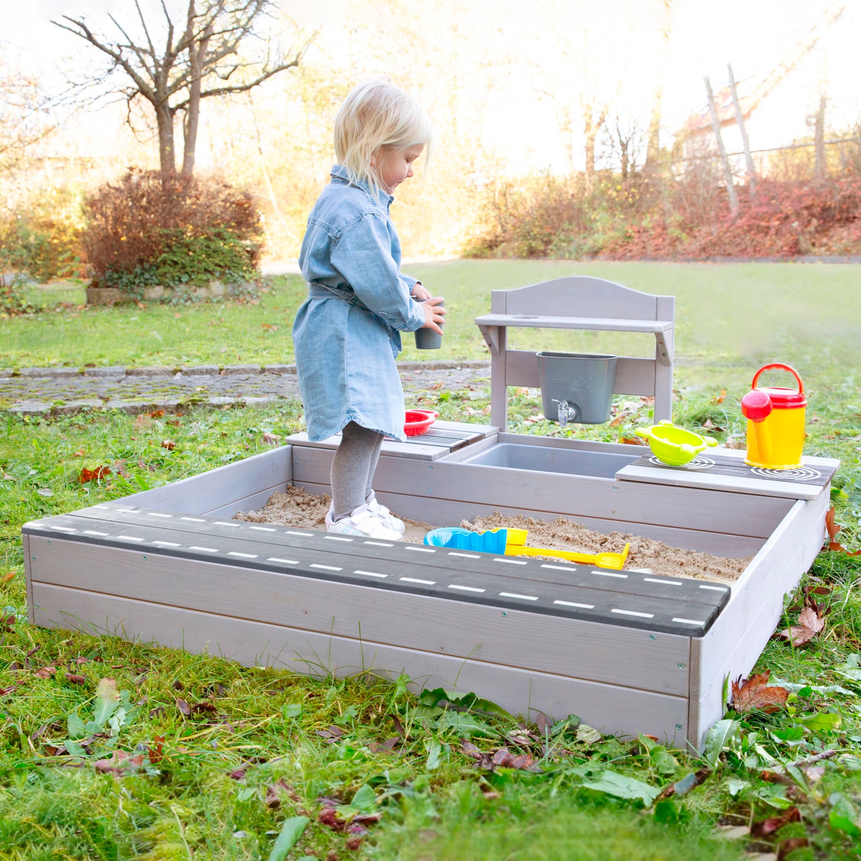 roba® Bac à sable »117 x 118 x 54 cm, mit Matschküche, grau« FSC® - schützt Wald