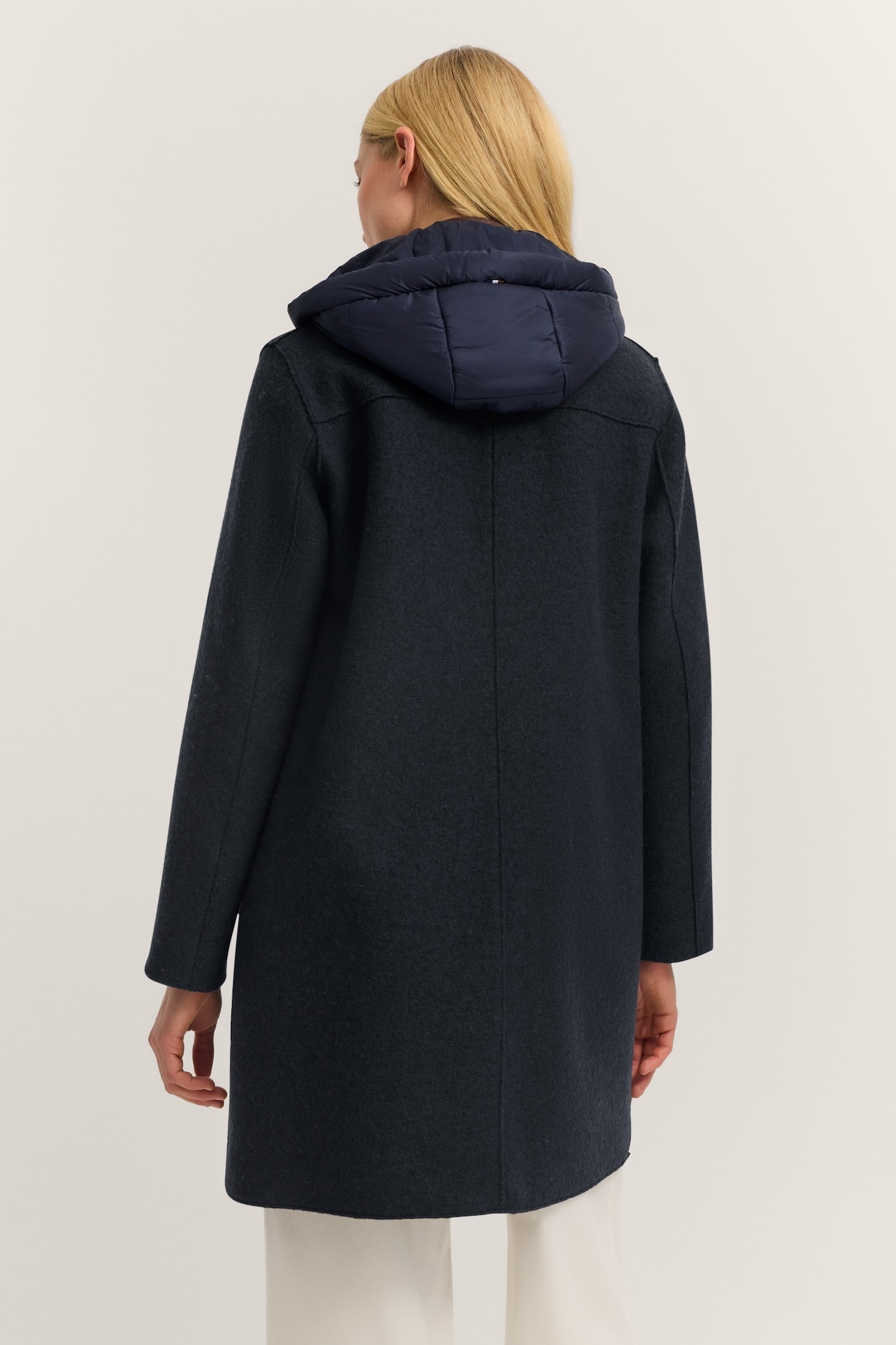 bugatti Wollmantel »Modern Fit« mit Kapuze & herausnehmbarer Weste