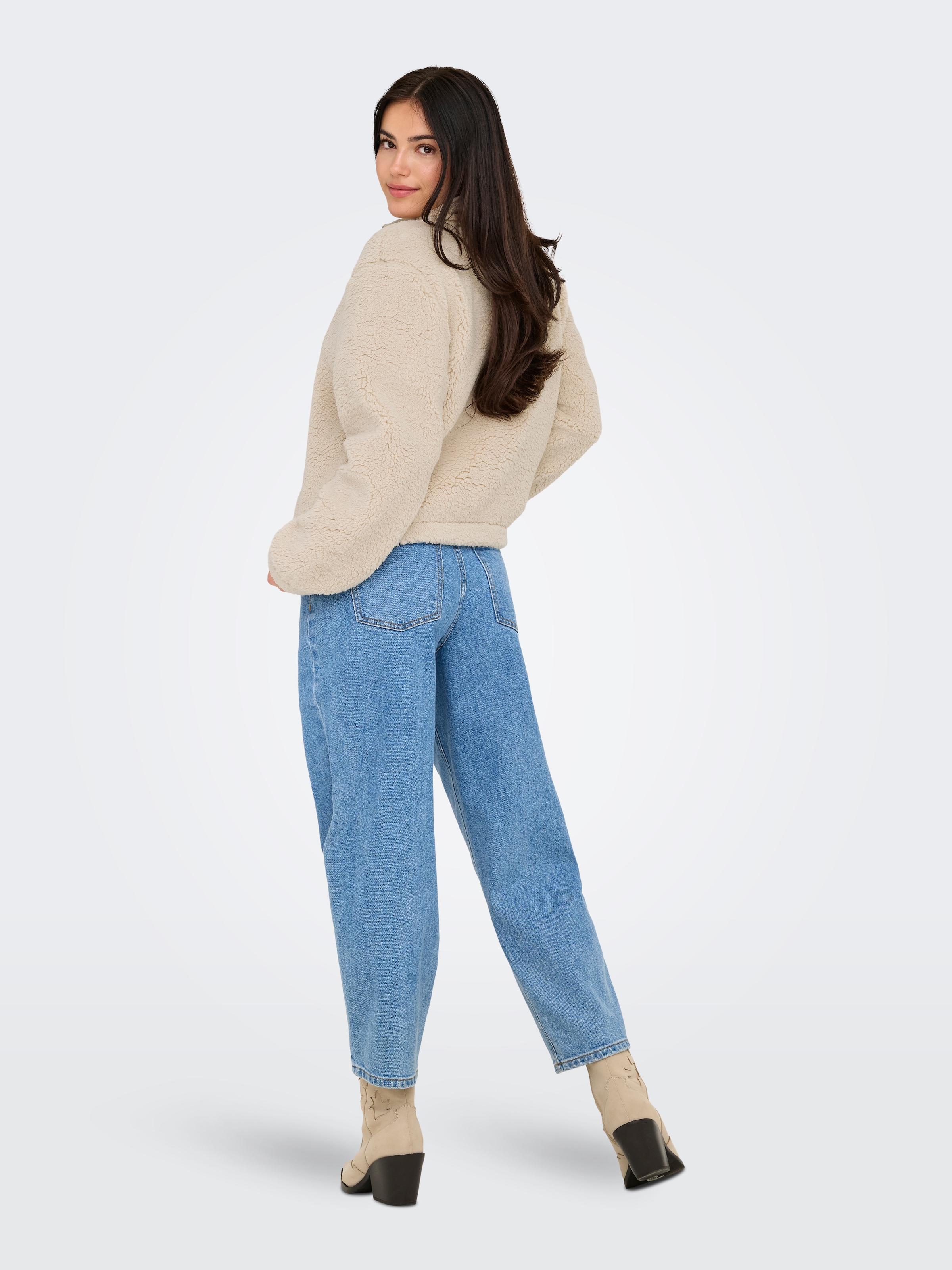 ONLY Sweat-shirt »ONLNEW DALLAS L/S HIGHNECK ZIP SWT NOOS«, fibre synthétique, coupe régulière
