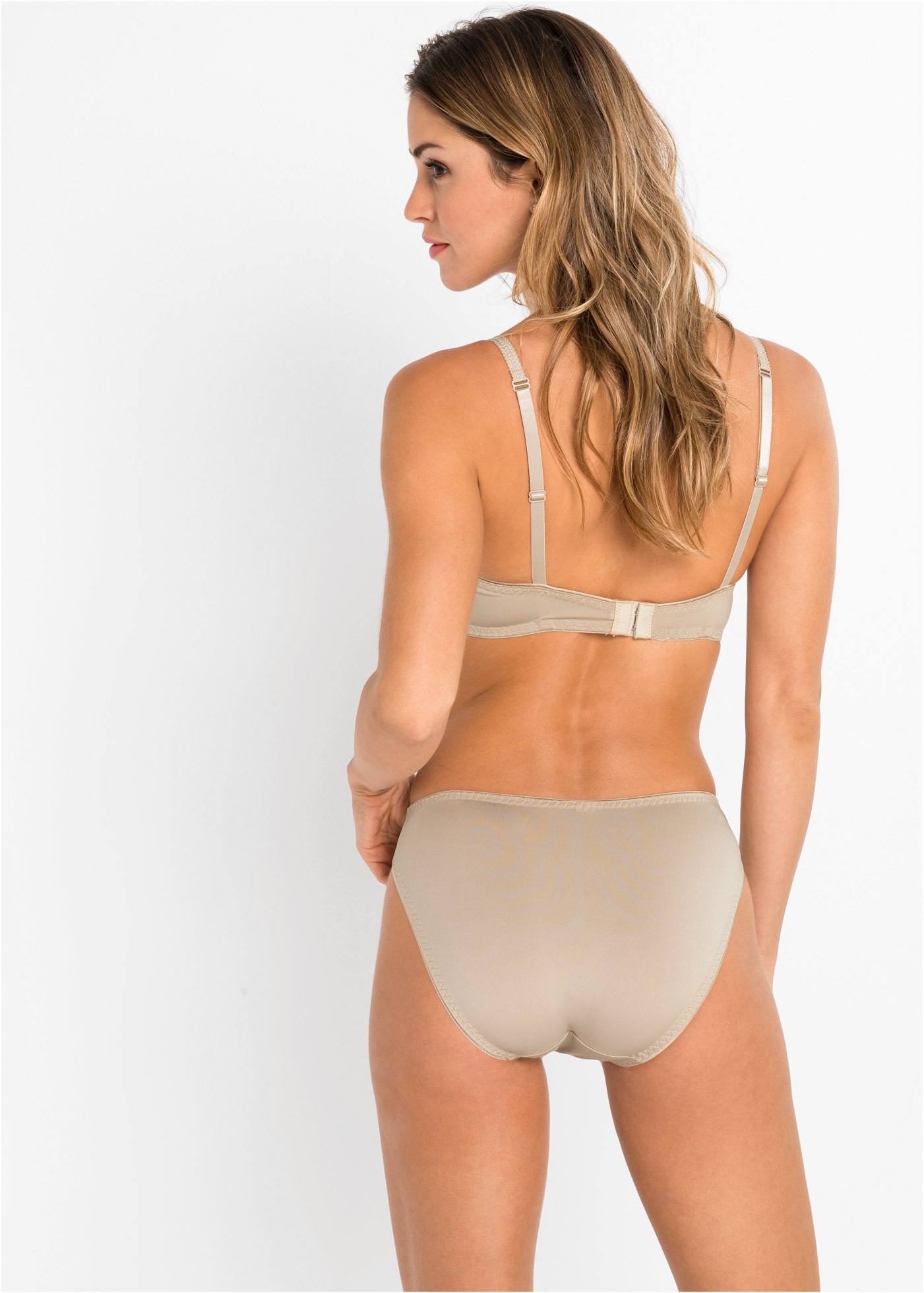 bonprix Soutien-gorge à armatures »Bügel-BH mit zarter Spitze (3er Pack)« Packung, 3 mit Hakenverschluss, mit zarter Spitze